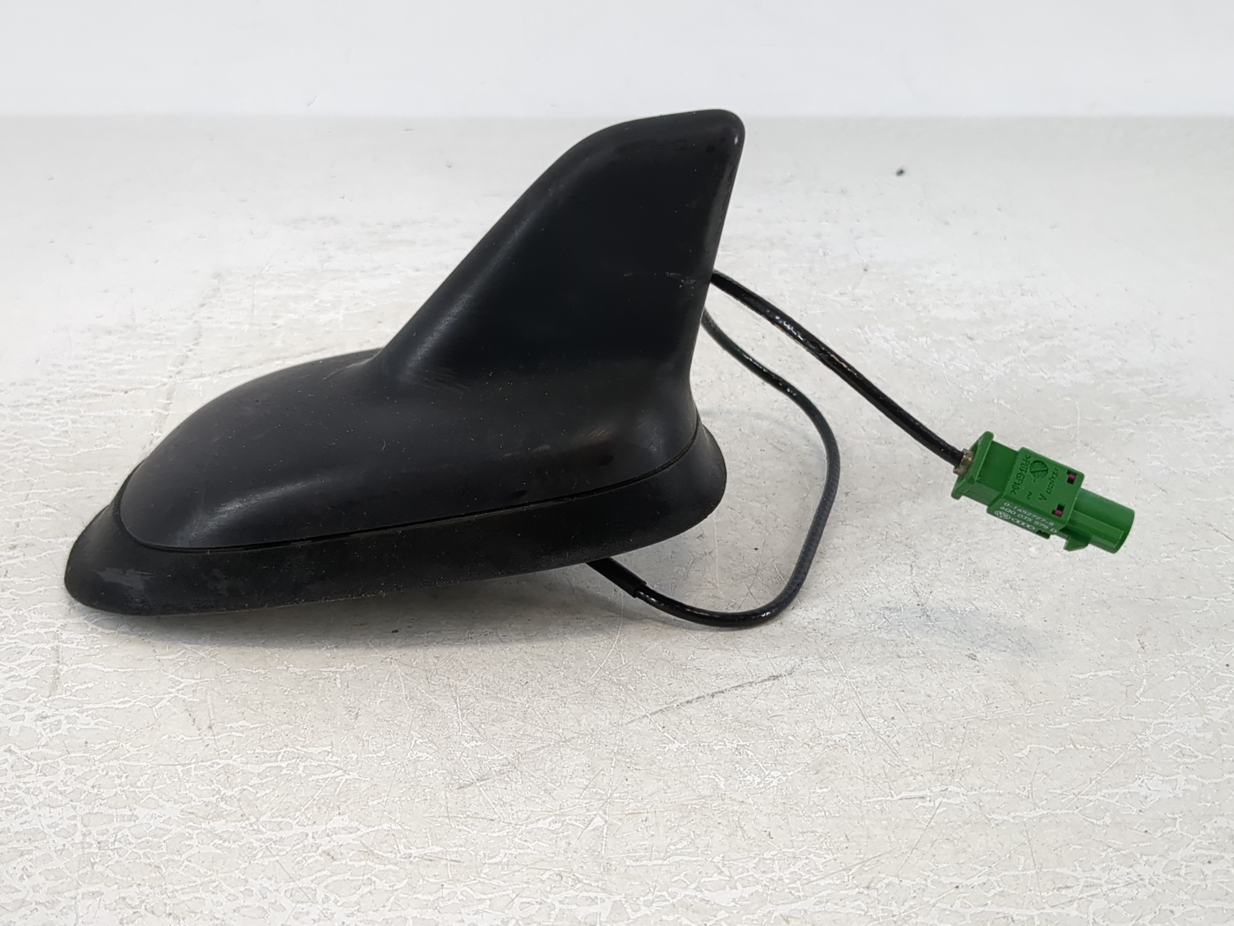 2009 Volkswagen Cc Radio Antenna Mast 1064421 - Oemusedautoparts1.com