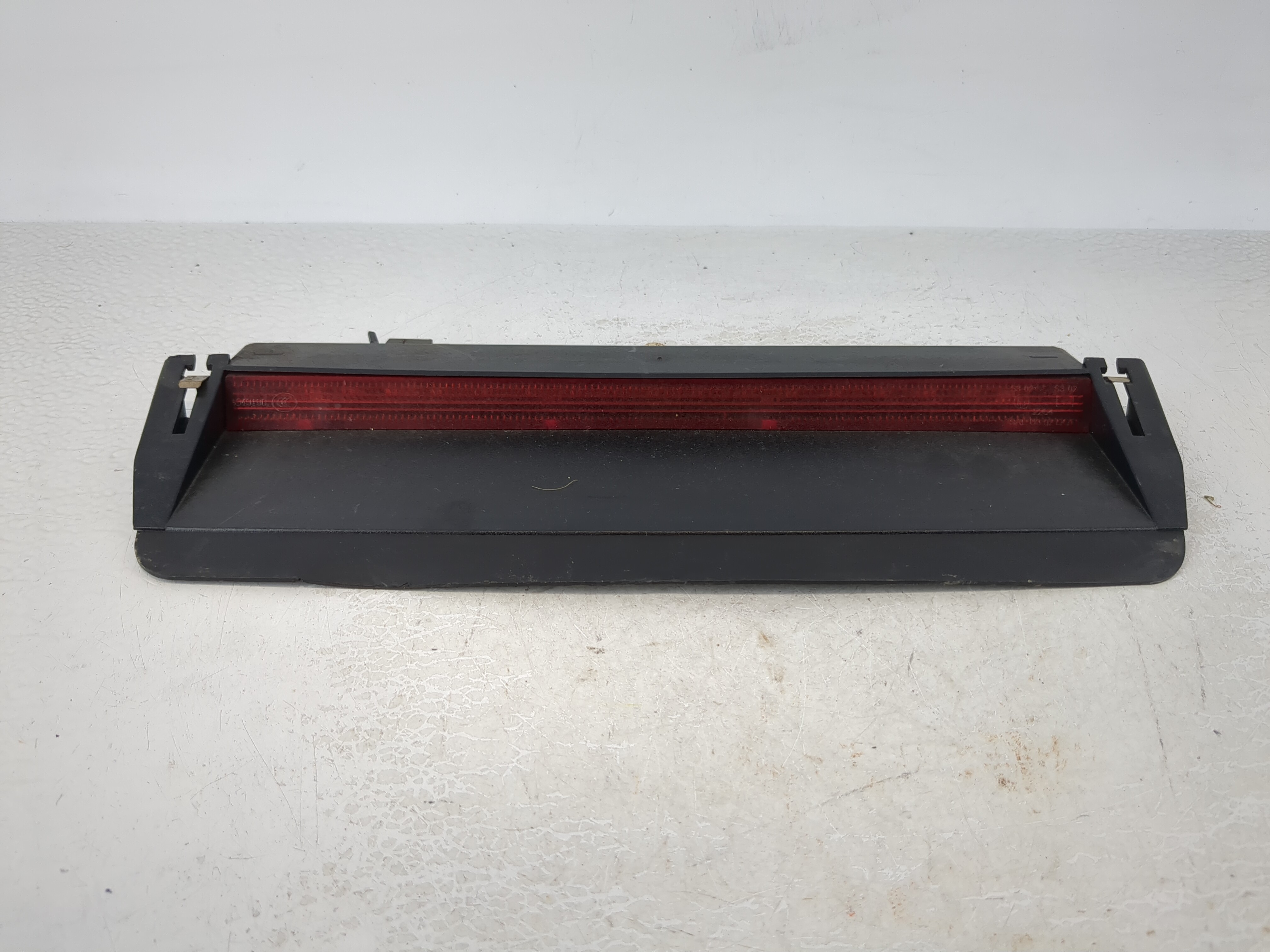 2009 Volkswagen Cc Third Brake Light Tail Light 1064486 - Oemusedautoparts1.com