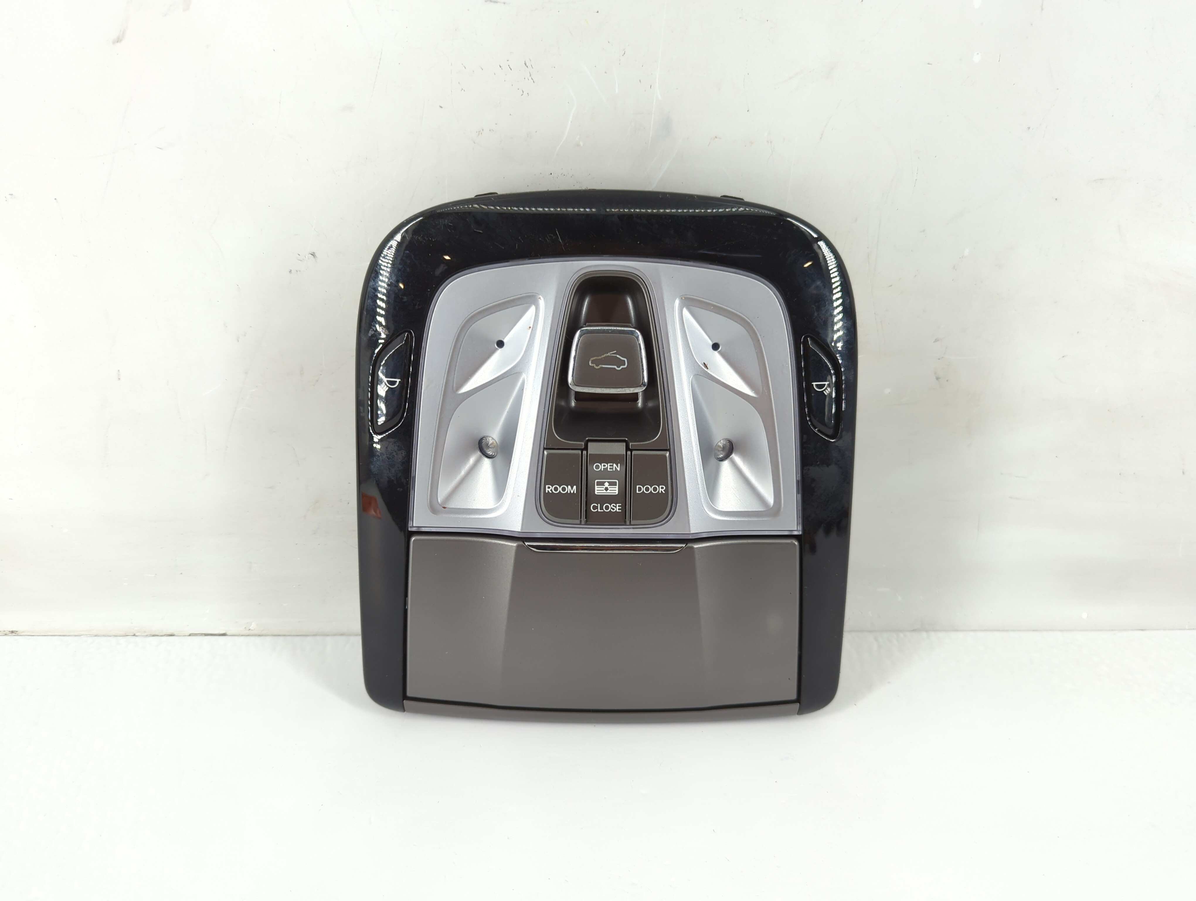 Picture of 2012-2014 Hyundai Azera Overhead Roof Console Interior Dome Light 1064530