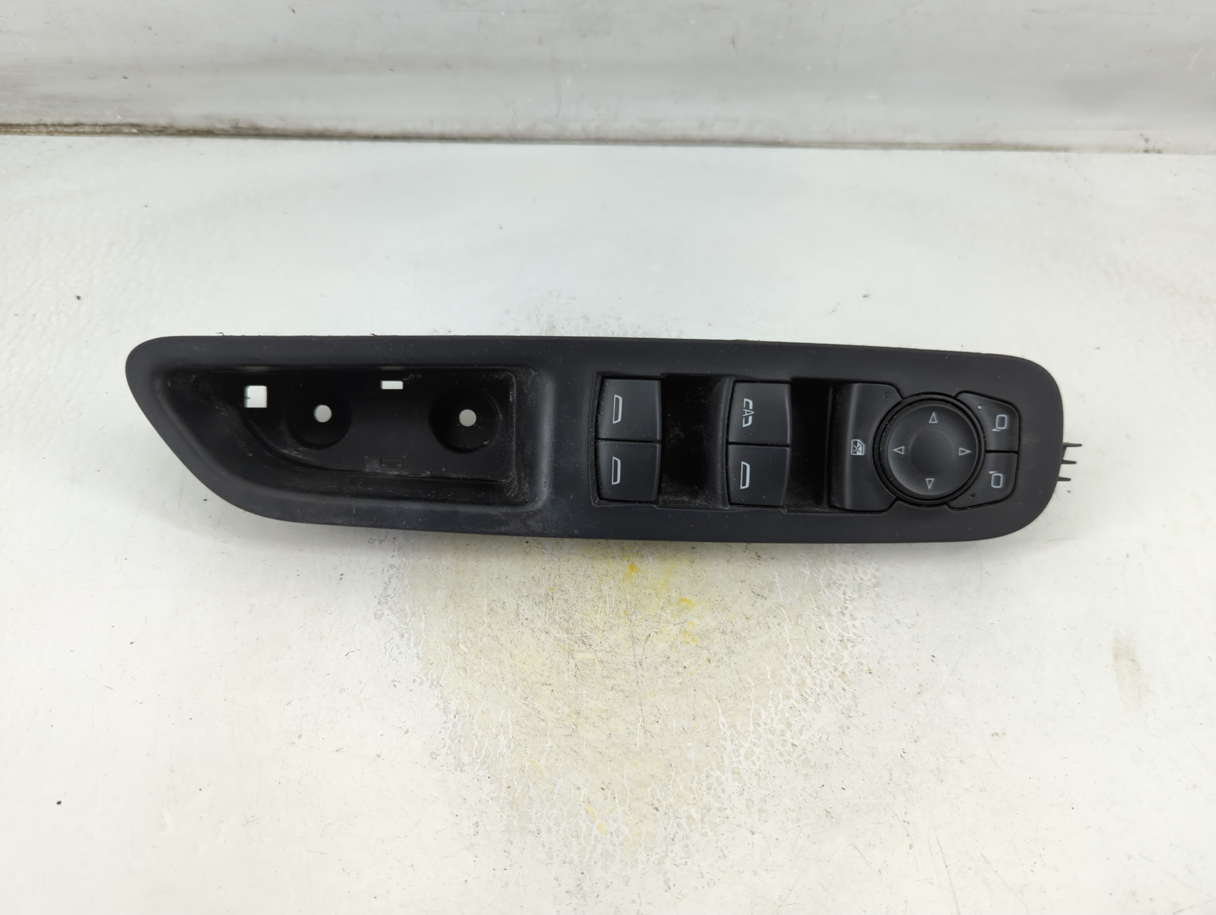 Gmc Terrain Driver Left Door Master Power Window Switch 1064577 - Oemusedautoparts1.com