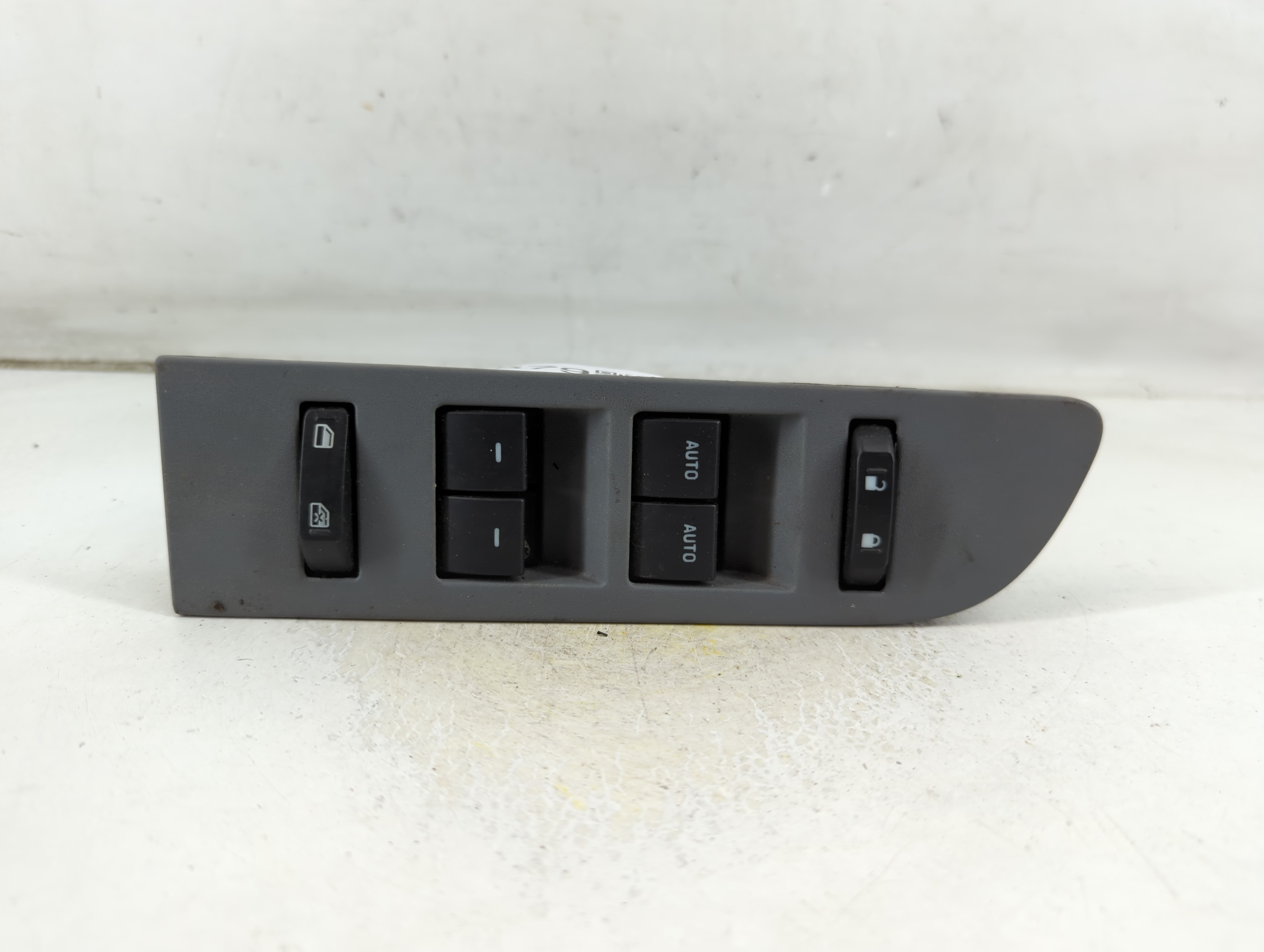 2010-2014 Ford F-150 Driver Left Door Master Power Window Switch 1064579 - Oemusedautoparts1.com