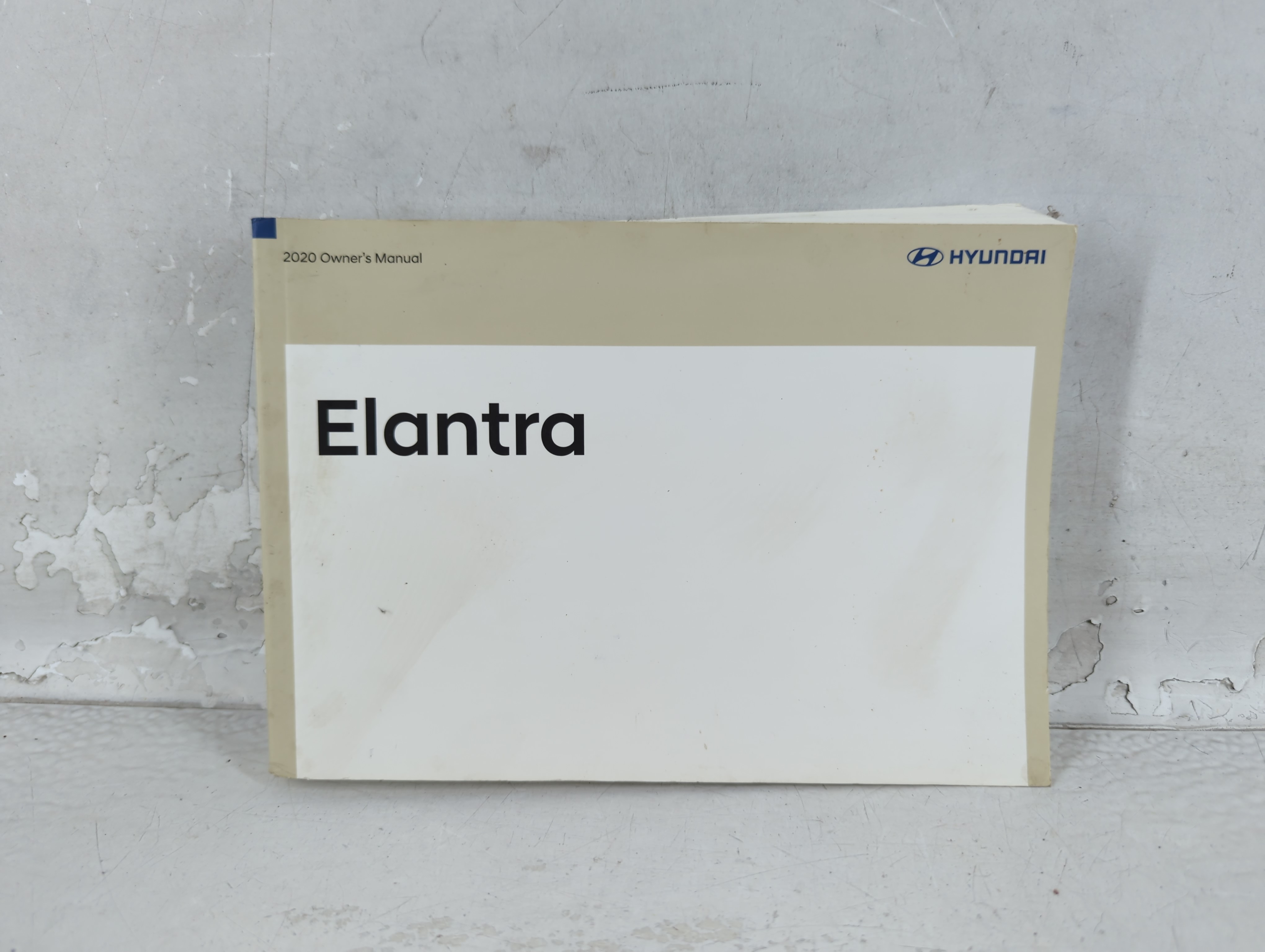 Picture of 2020 Hyundai Elantra Owners Manual Book Guide 1064589