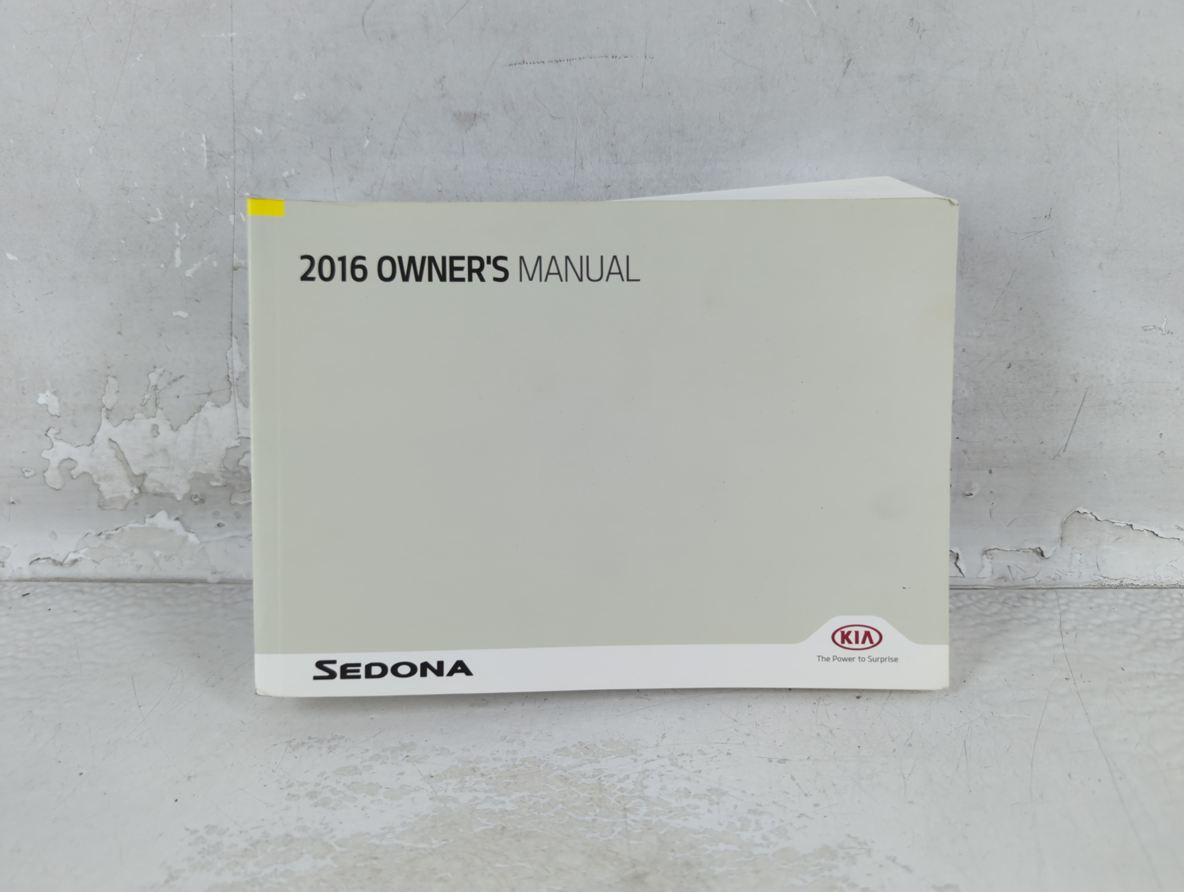 Picture of 2016 Kia Sedona Owners Manual Book Guide 1064603