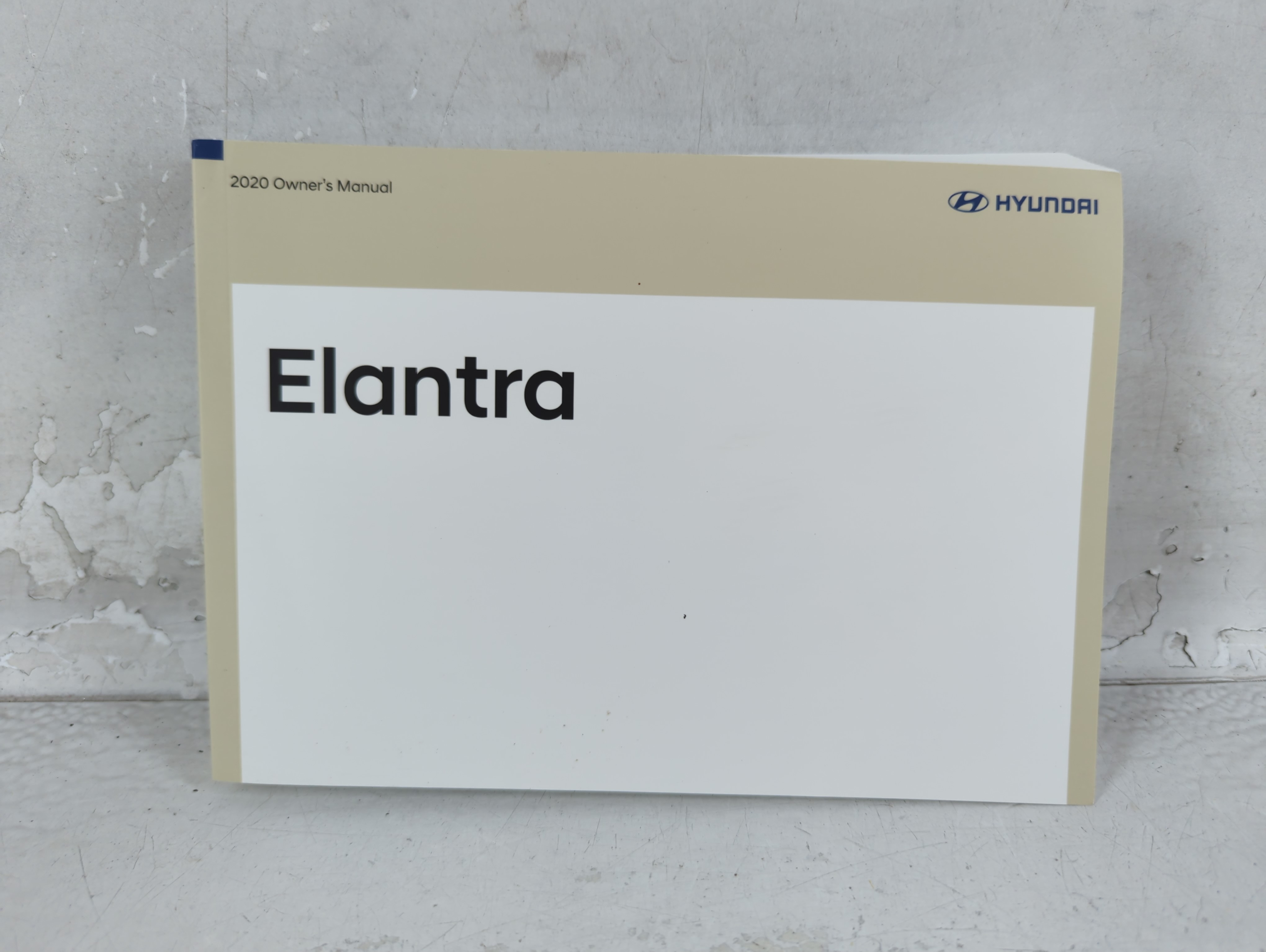Picture of 2020 Hyundai Elantra Owners Manual Book Guide 1064606