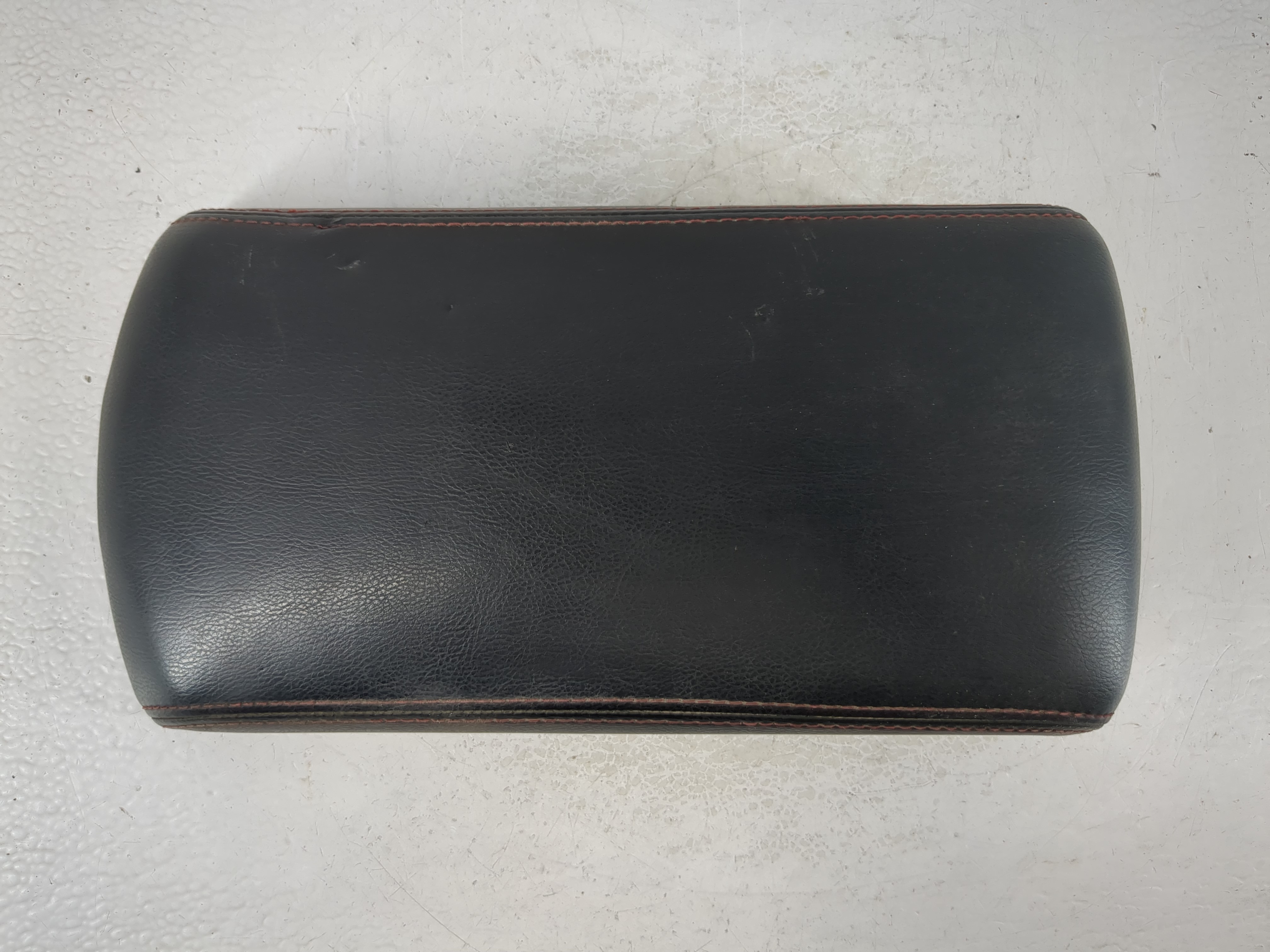 Picture of 2008-2012 Nissan Rogue Center Console Armrest Cover Lid Black 1064770