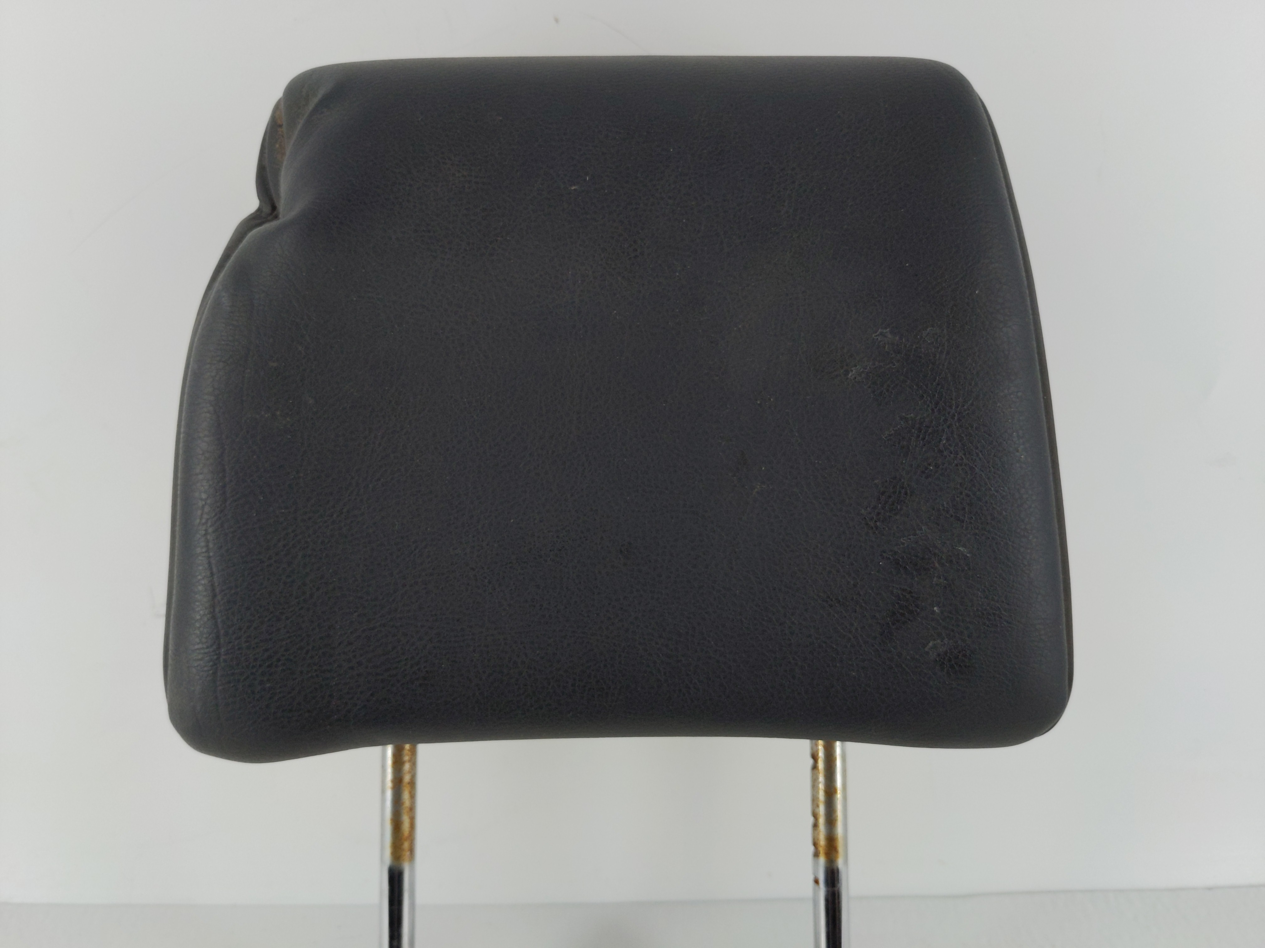 Picture of 2008 Nissan Rogue Headrest Head Rest Front Driver Passenger Seat Black 1064790