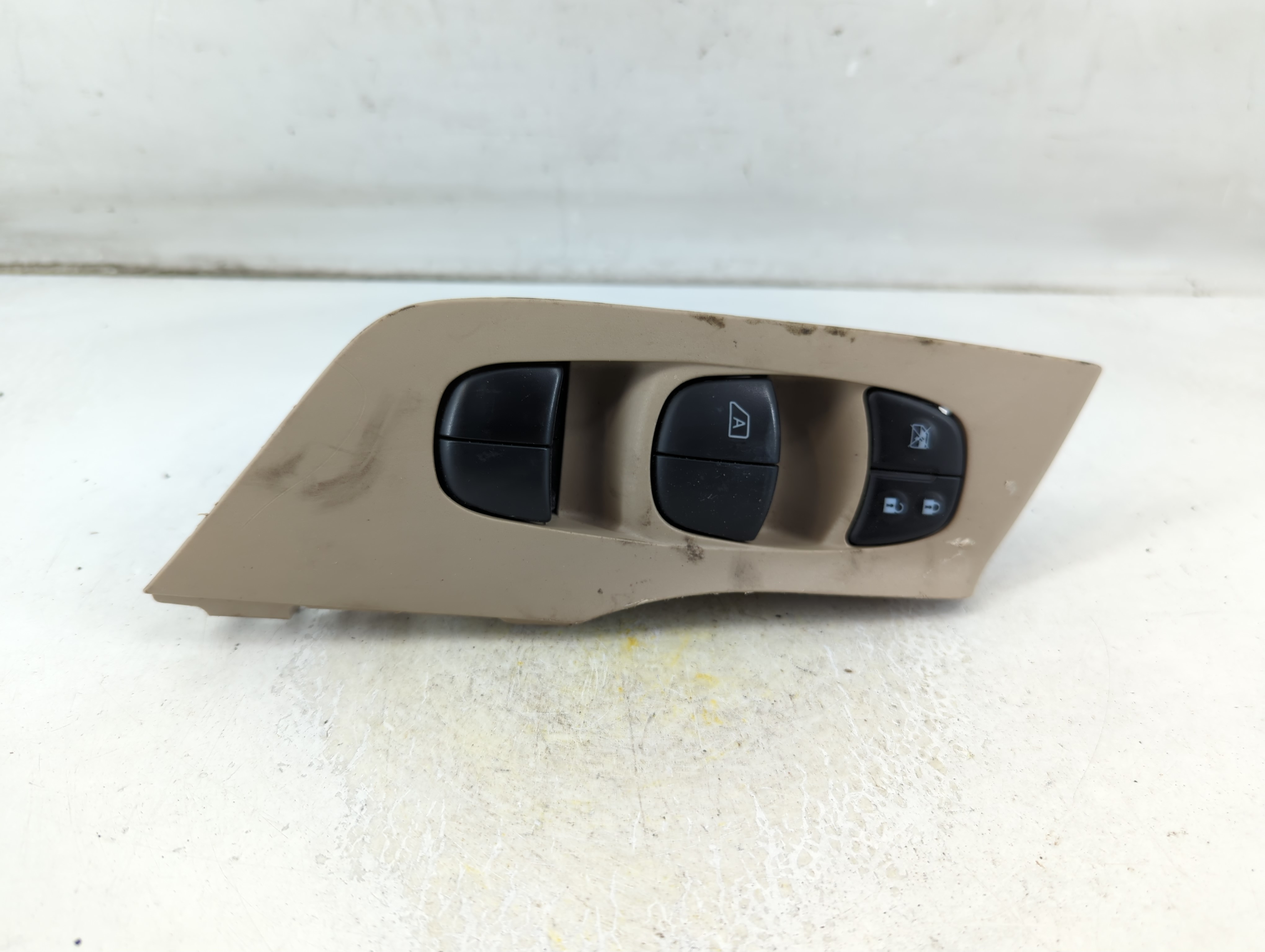 2013-2018 Nissan Altima Driver Left Door Master Power Window Switch 1064989 - Oemusedautoparts1.com