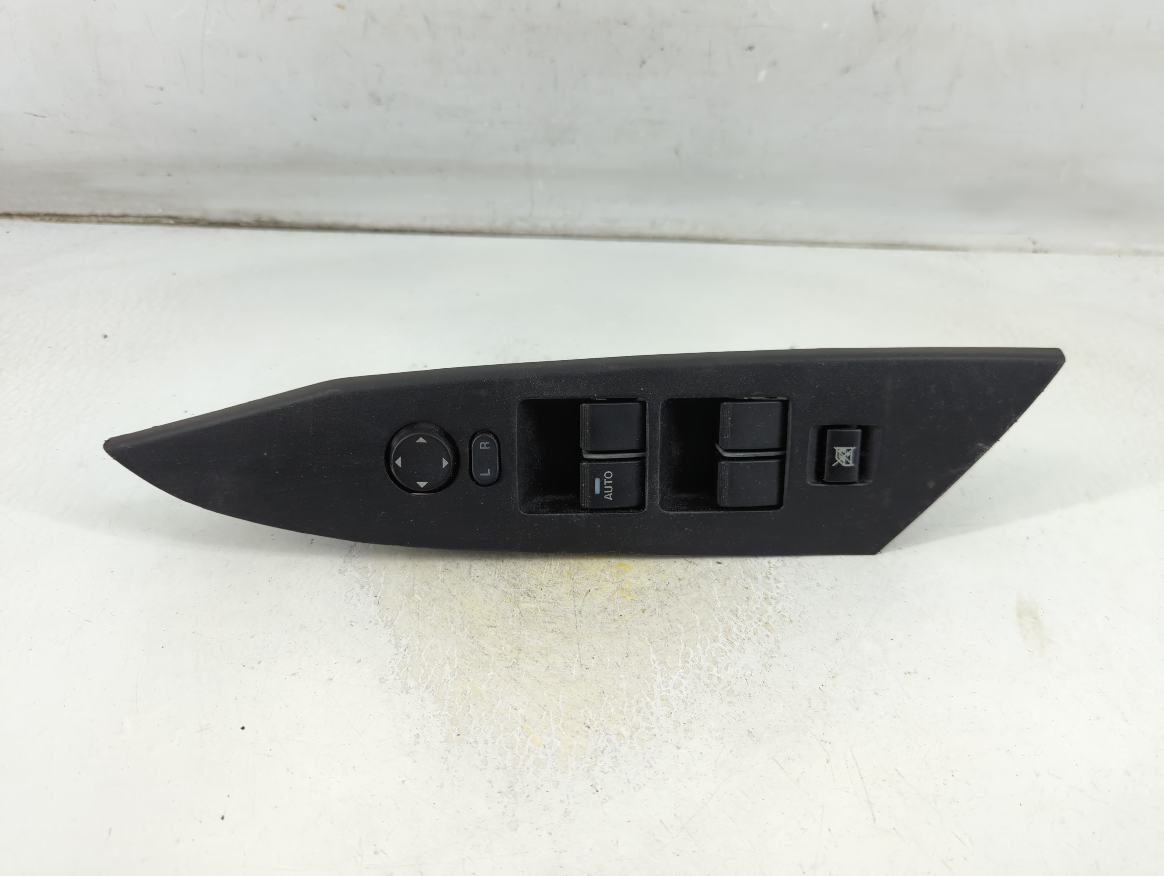 2010-2013 Mazda 3 Driver Left Door Master Power Window Switch 1064990 - Oemusedautoparts1.com