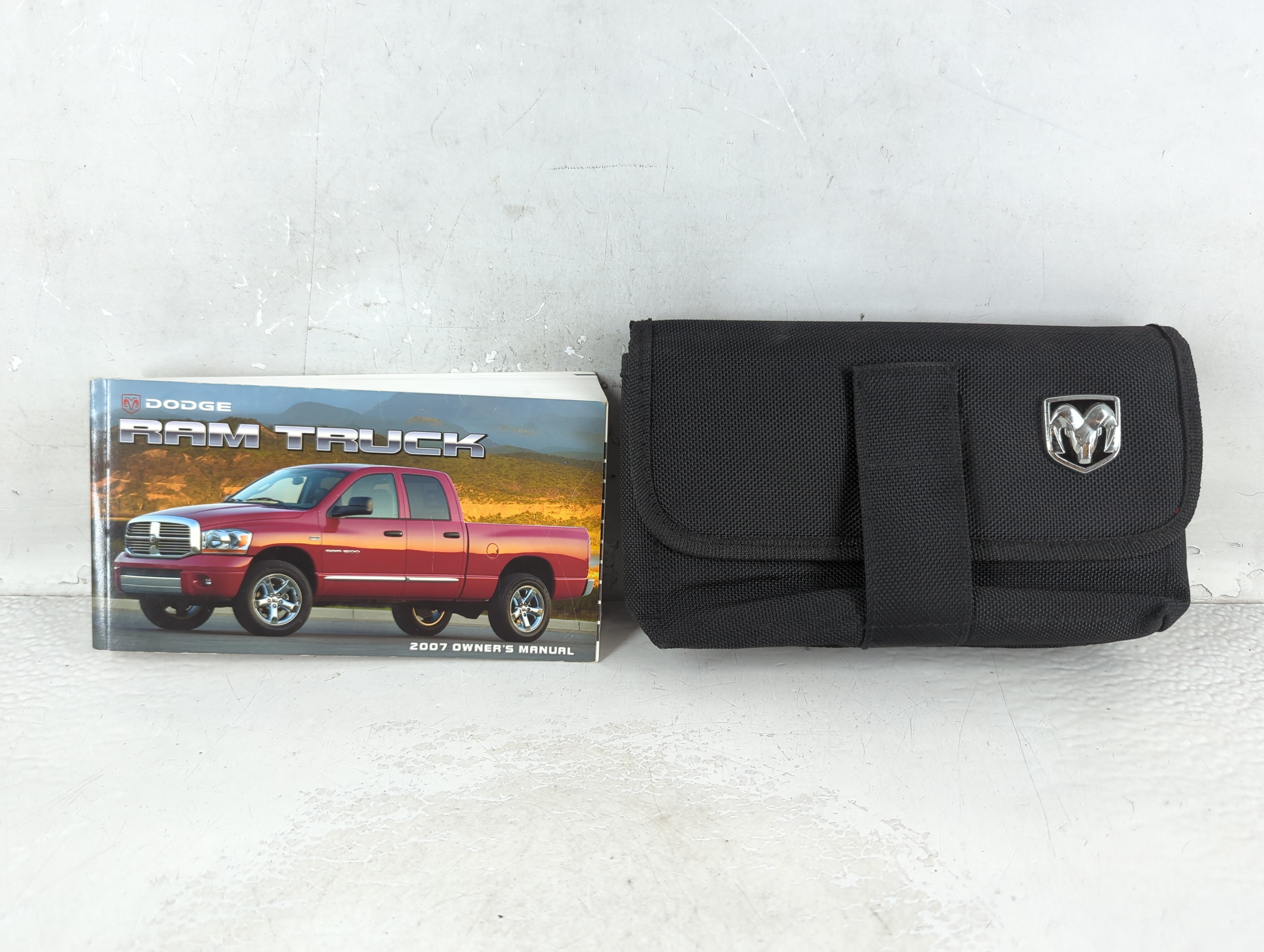 2007 Dodge Ram 1500 Owners Manual Book Guide 1065032 - Oemusedautoparts1.com