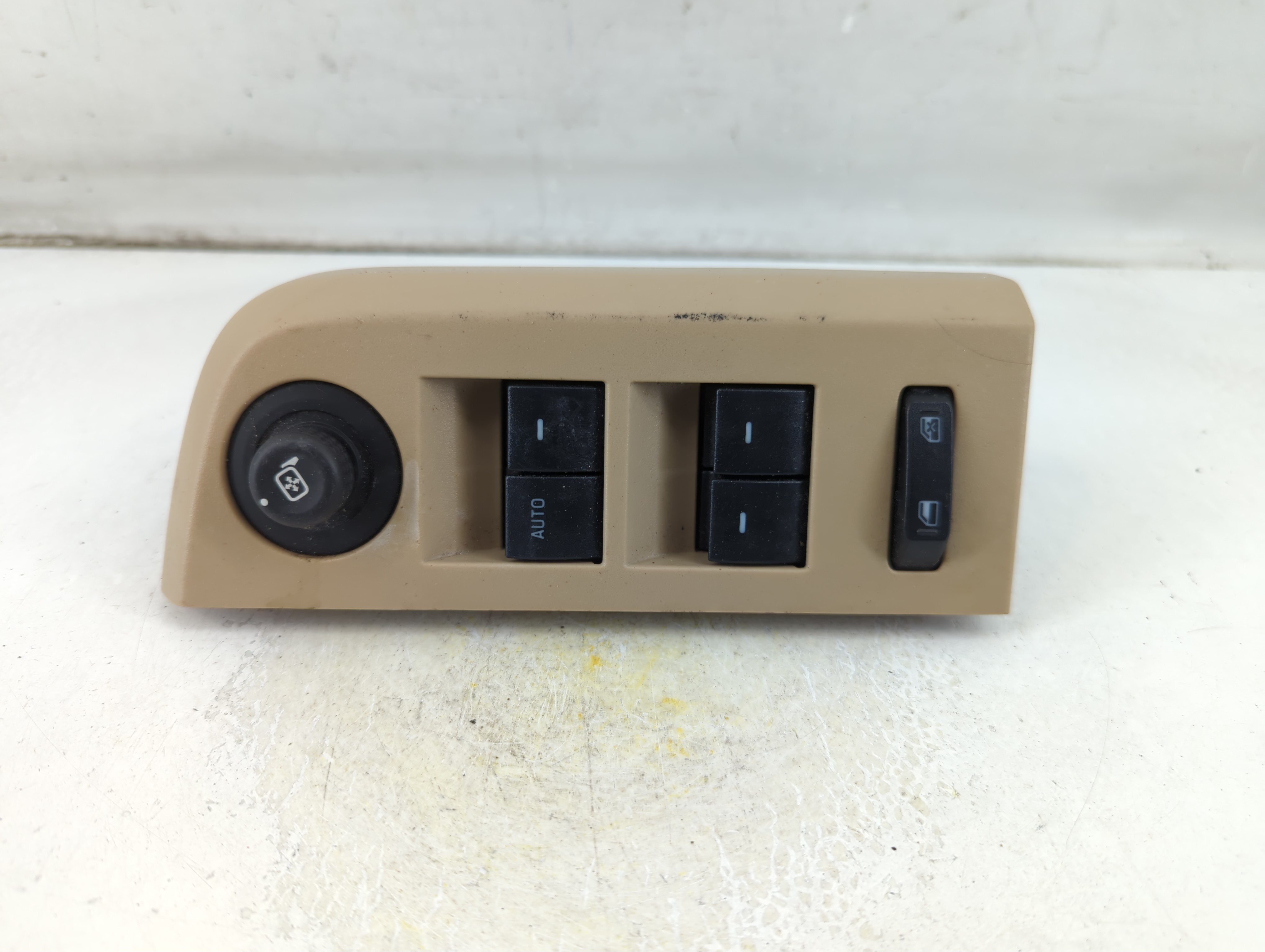 2008-2010 Ford Edge Driver Left Door Master Power Window Switch 1065049 - Oemusedautoparts1.com