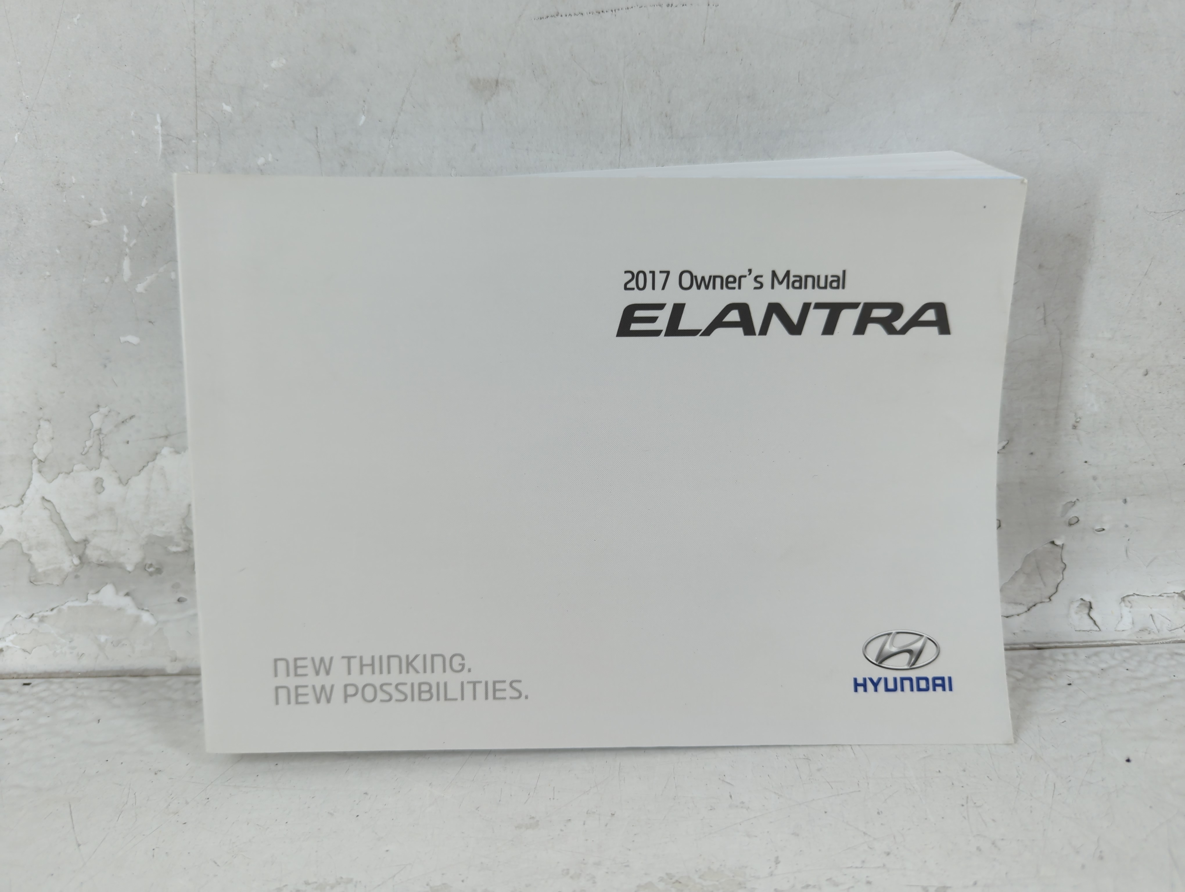 Picture of 2017 Hyundai Elantra Owners Manual Book Guide 1065069