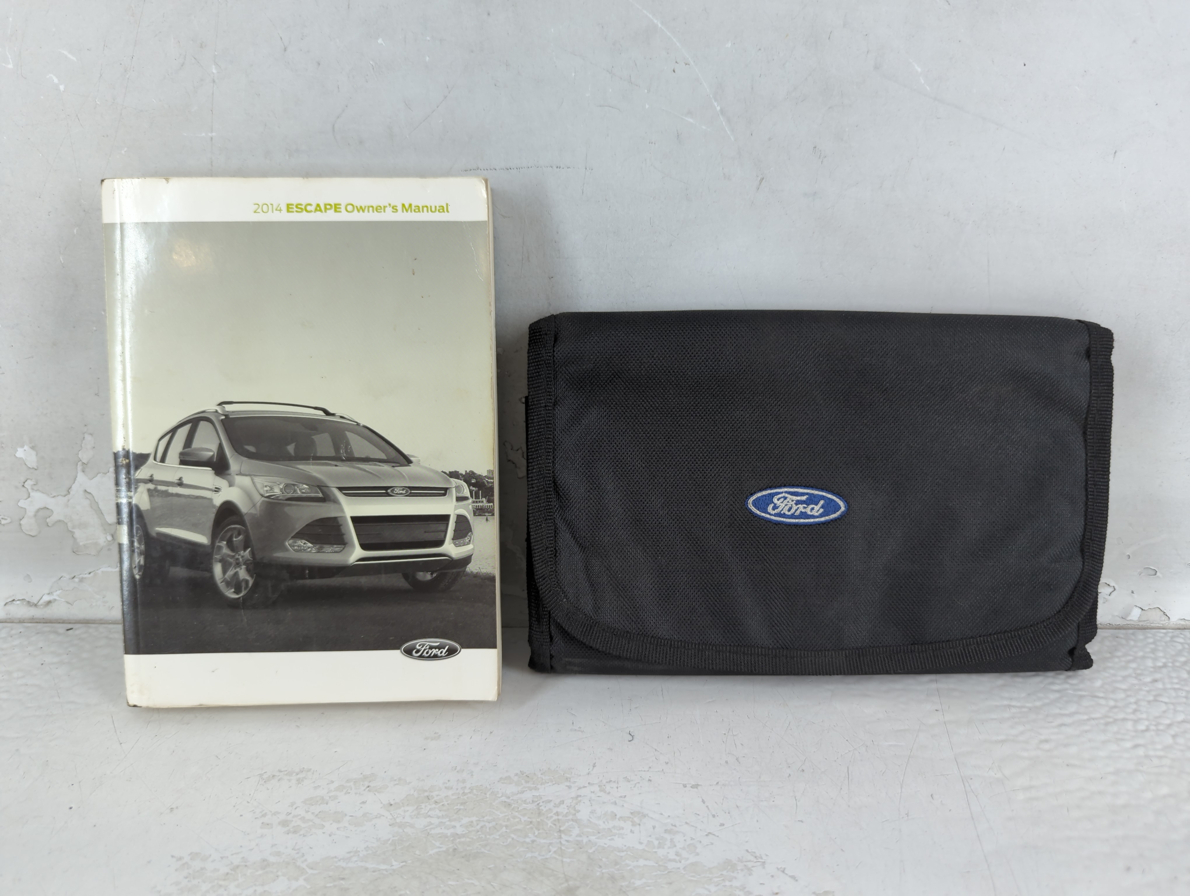 2014 Ford Escape Owners Manual Book Guide 1065153 - Oemusedautoparts1.com
