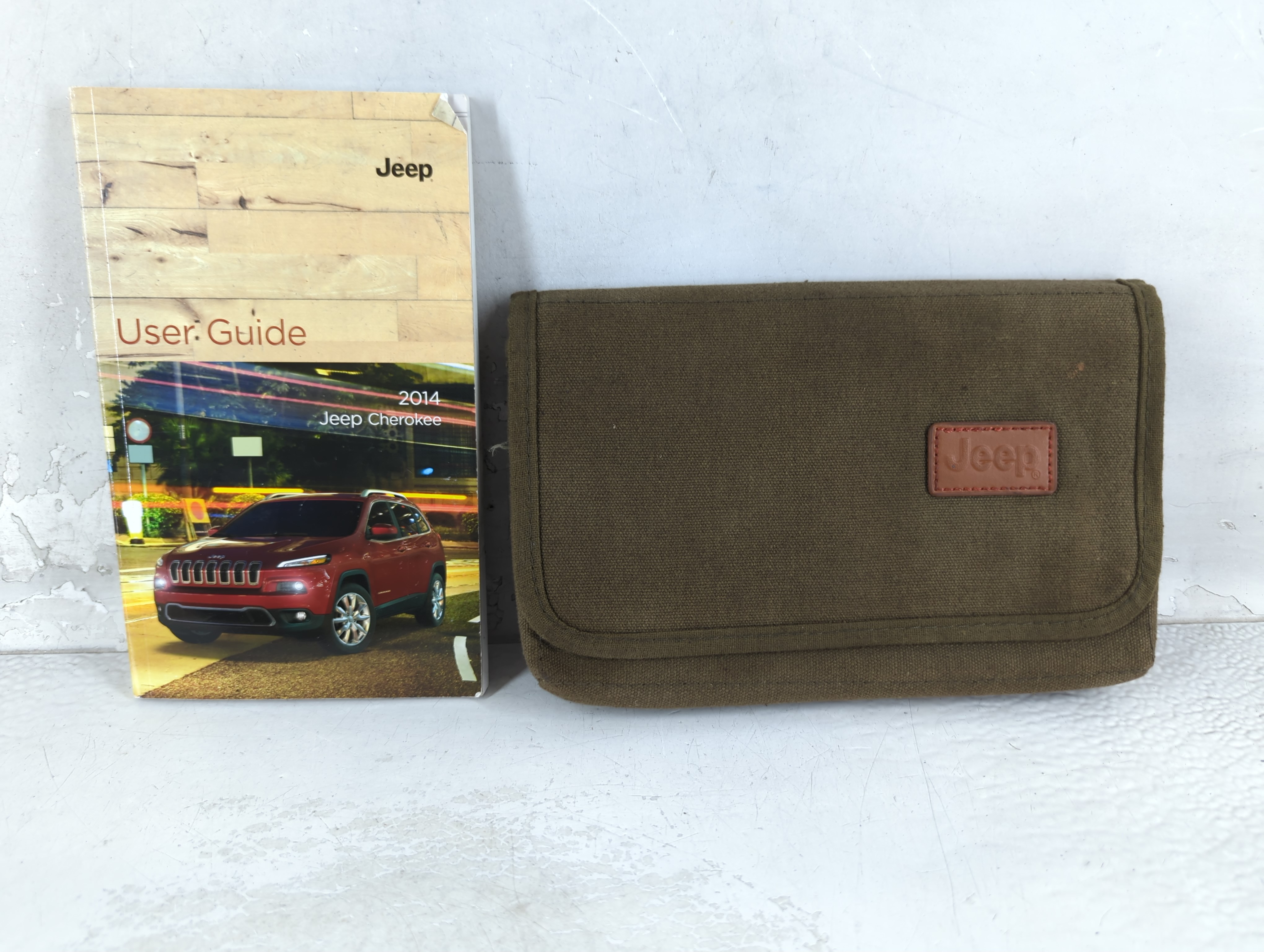 2014 Jeep Cherokee Owners Manual Book Guide 1065154 - Oemusedautoparts1.com
