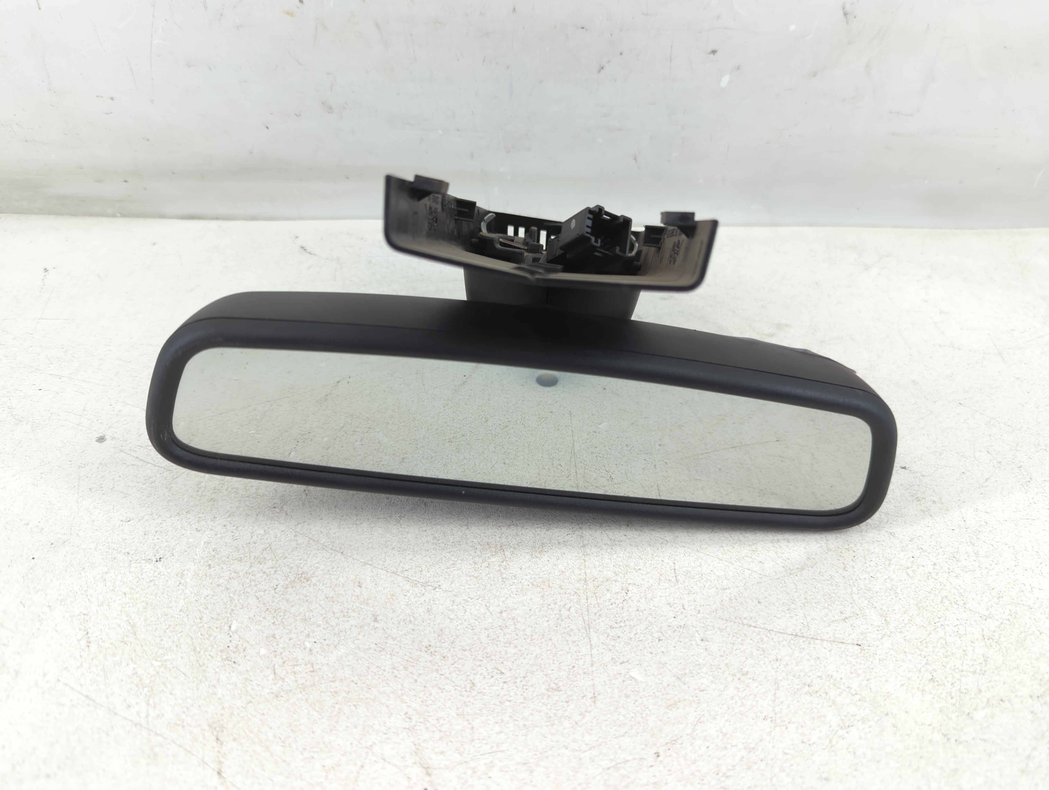 2013-2015 Bmw 750i Interior Rear View Mirror Oem 1065188 - Oemusedautoparts1.com