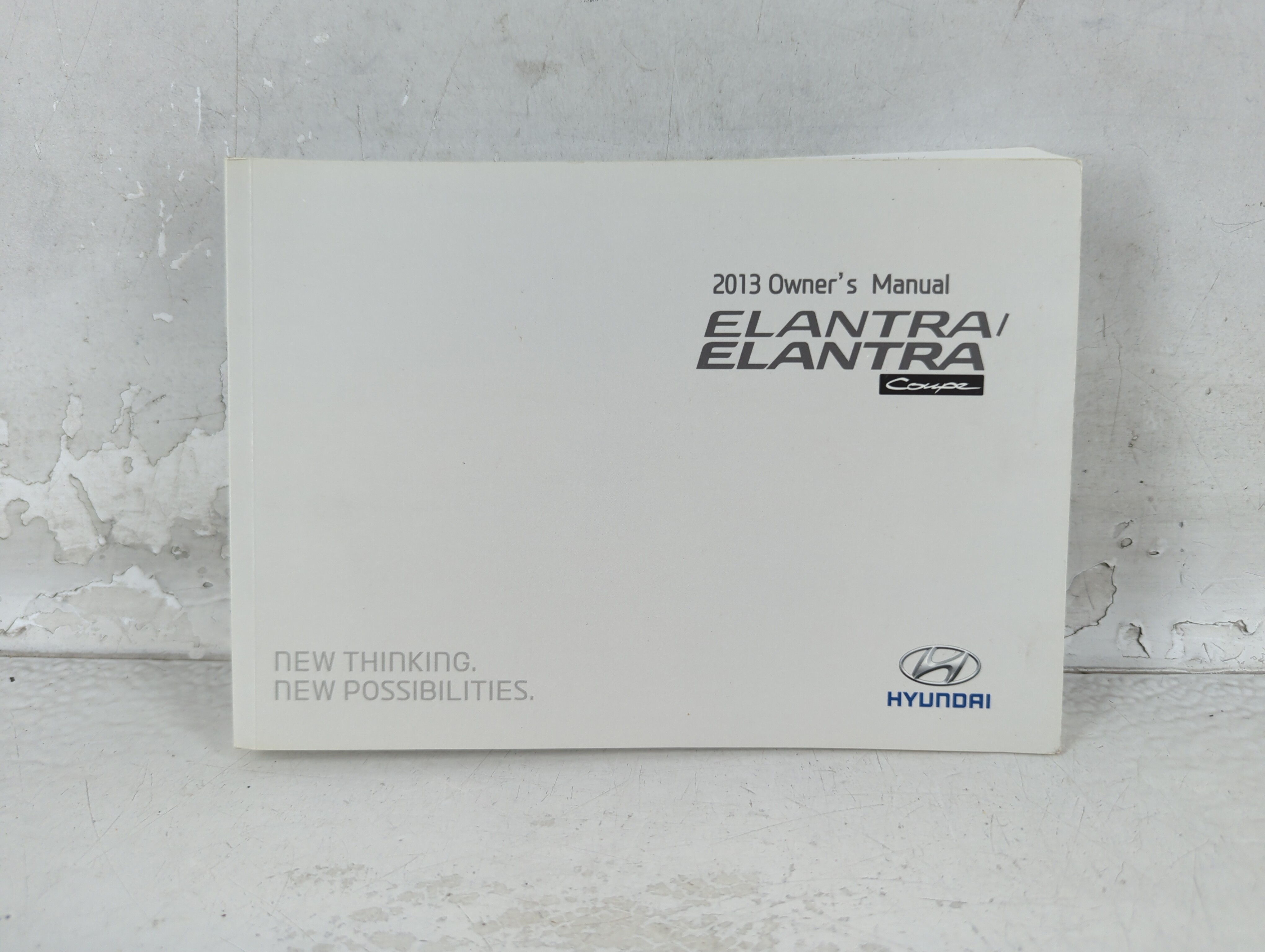 Picture of 2013 Hyundai Elantra Owners Manual Book Guide 1065253