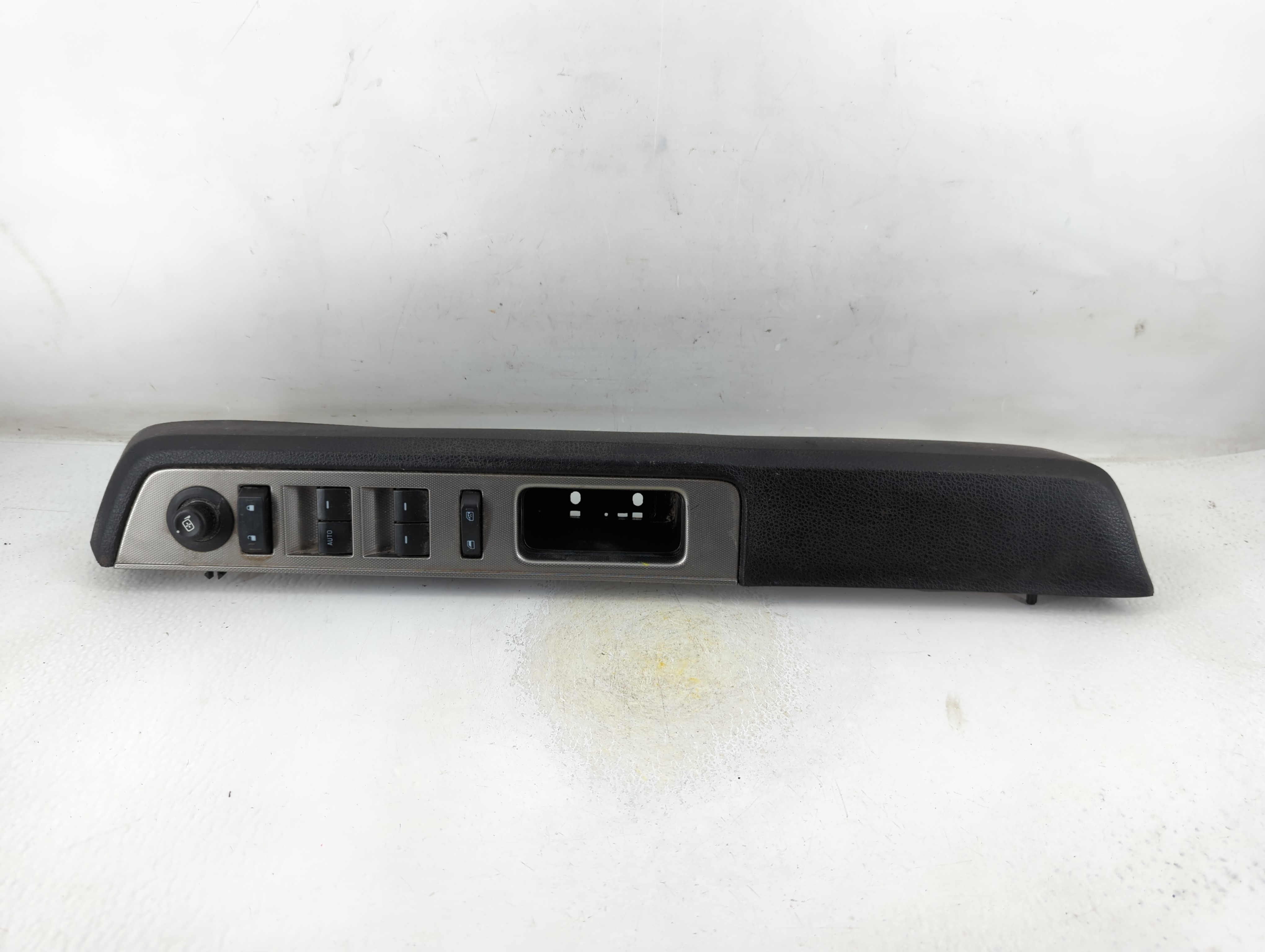 2016 Ford Expedition Driver Left Door Master Power Window Switch 1065326 - Oemusedautoparts1.com