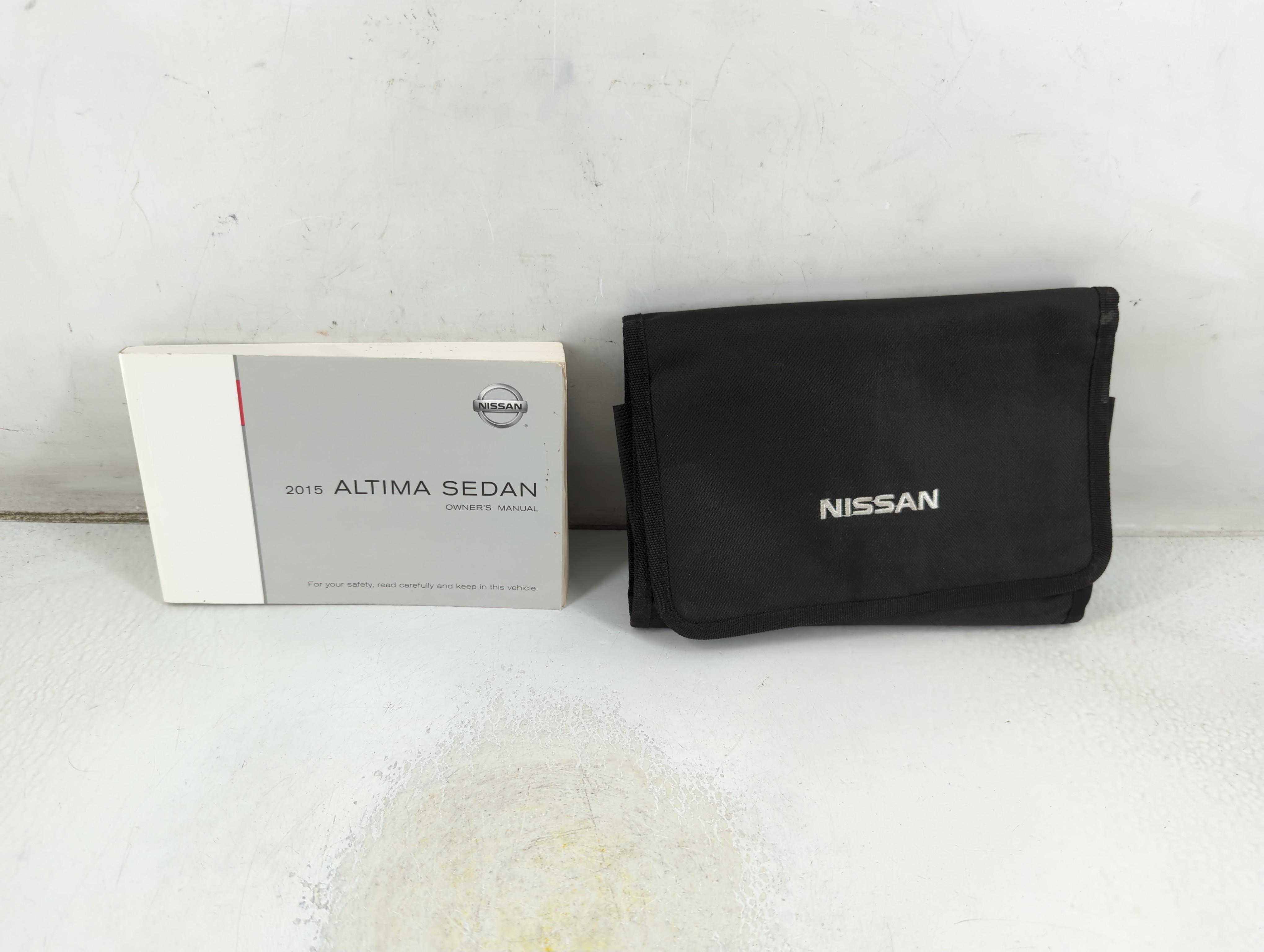 2015 Nissan Altima Owners Manual Book Guide 1065330 - Oemusedautoparts1.com