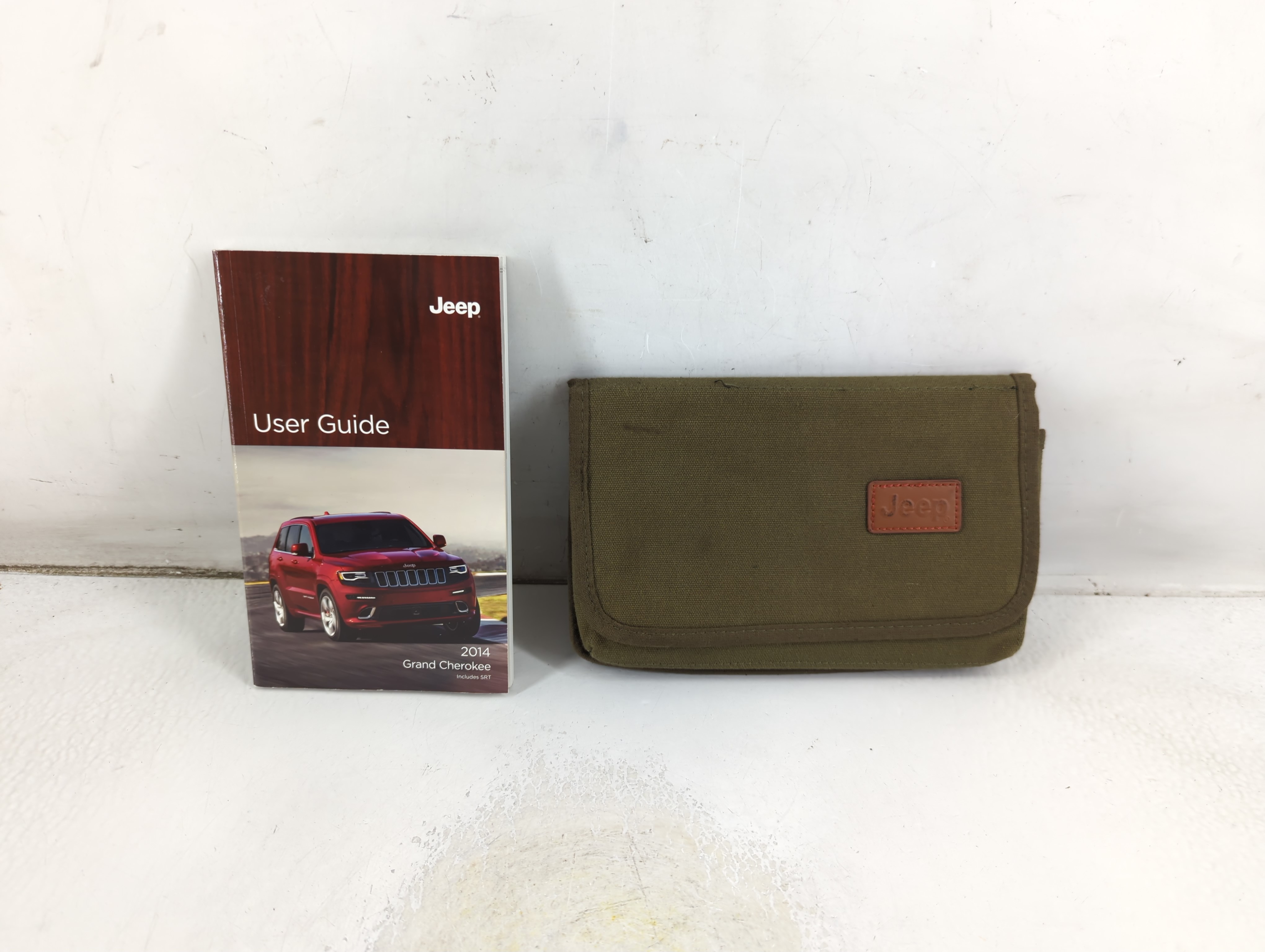 Picture of 2014 Jeep Grand Cherokee Owners Manual Book Guide 1065342