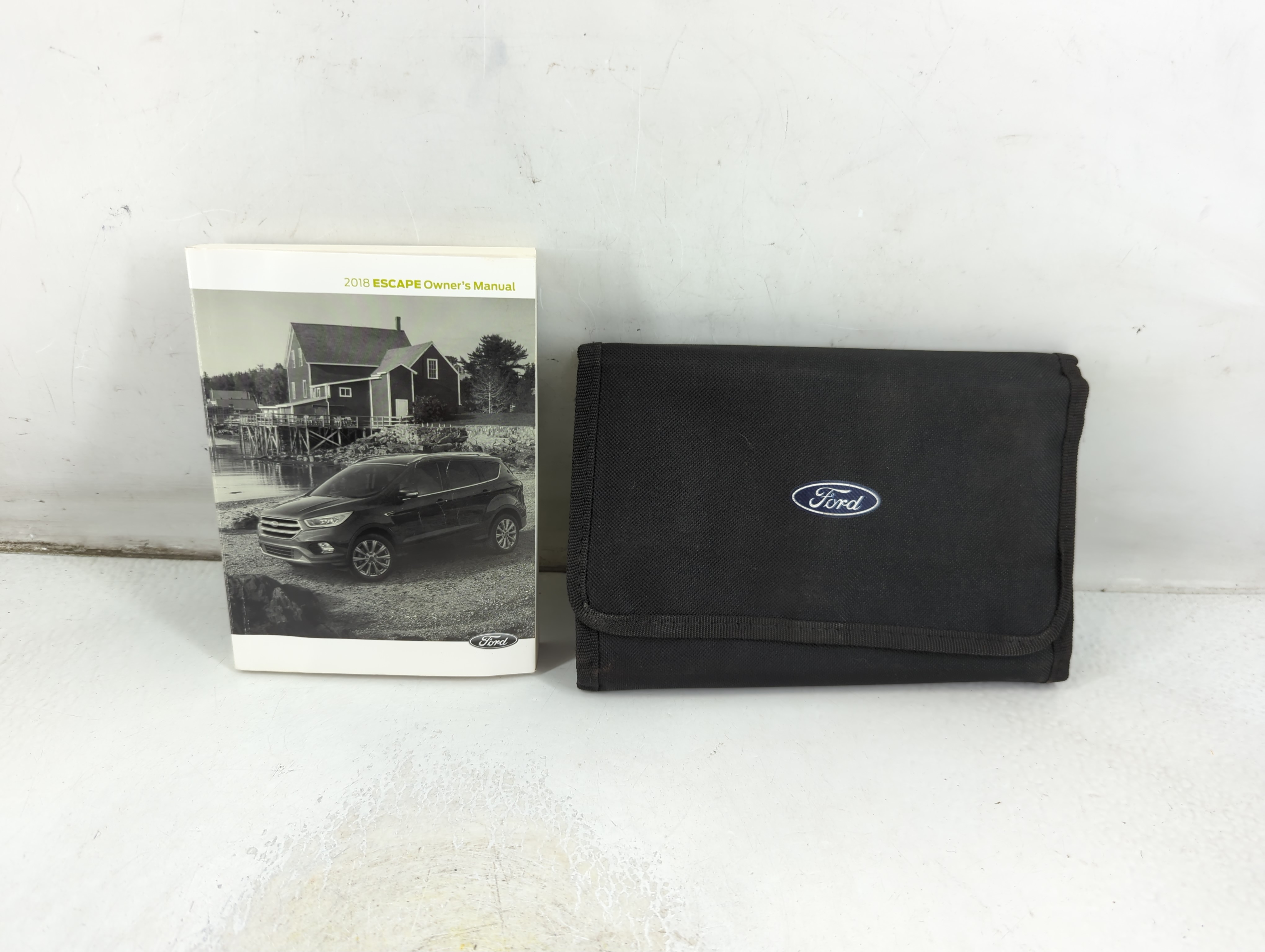 Picture of 2018 Ford Escape Owners Manual Book Guide 1065351