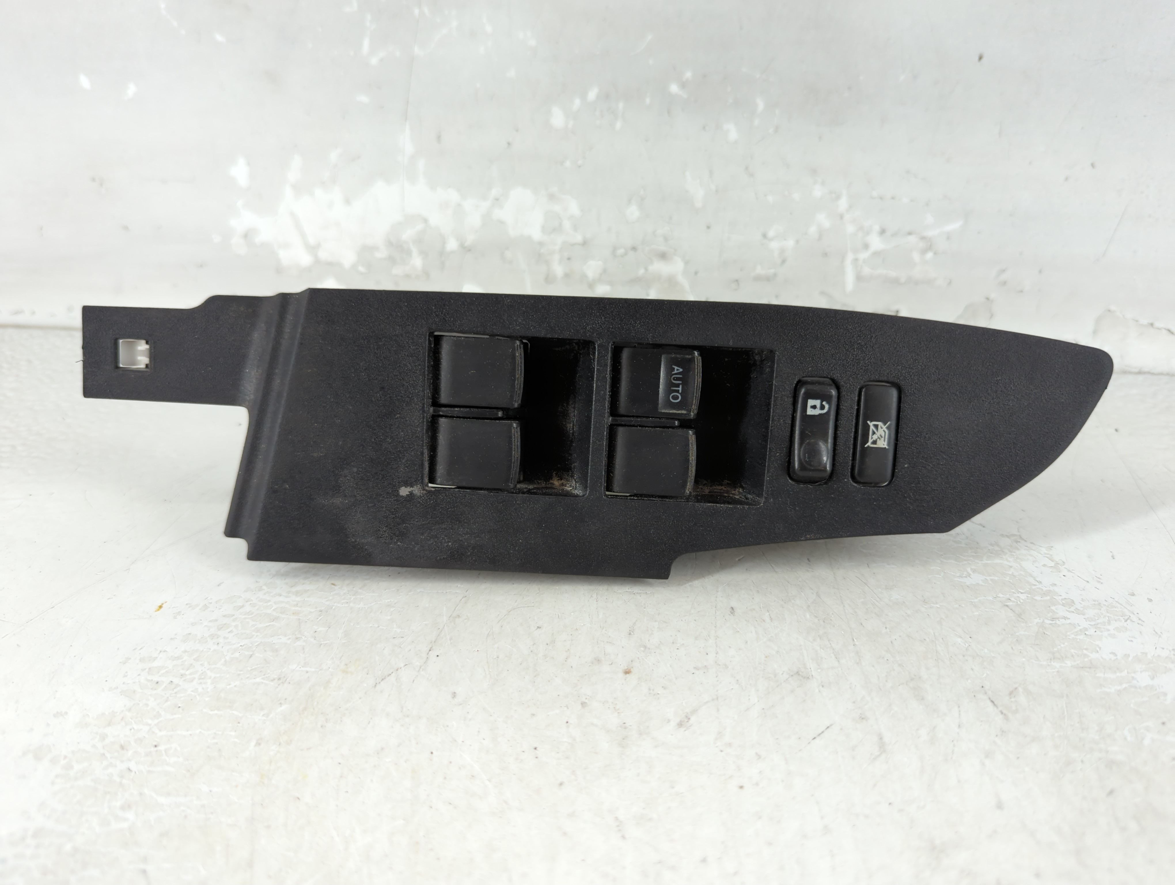 2014-2019 Toyota Corolla Driver Left Door Master Power Window Switch 1065352 - Oemusedautoparts1.com