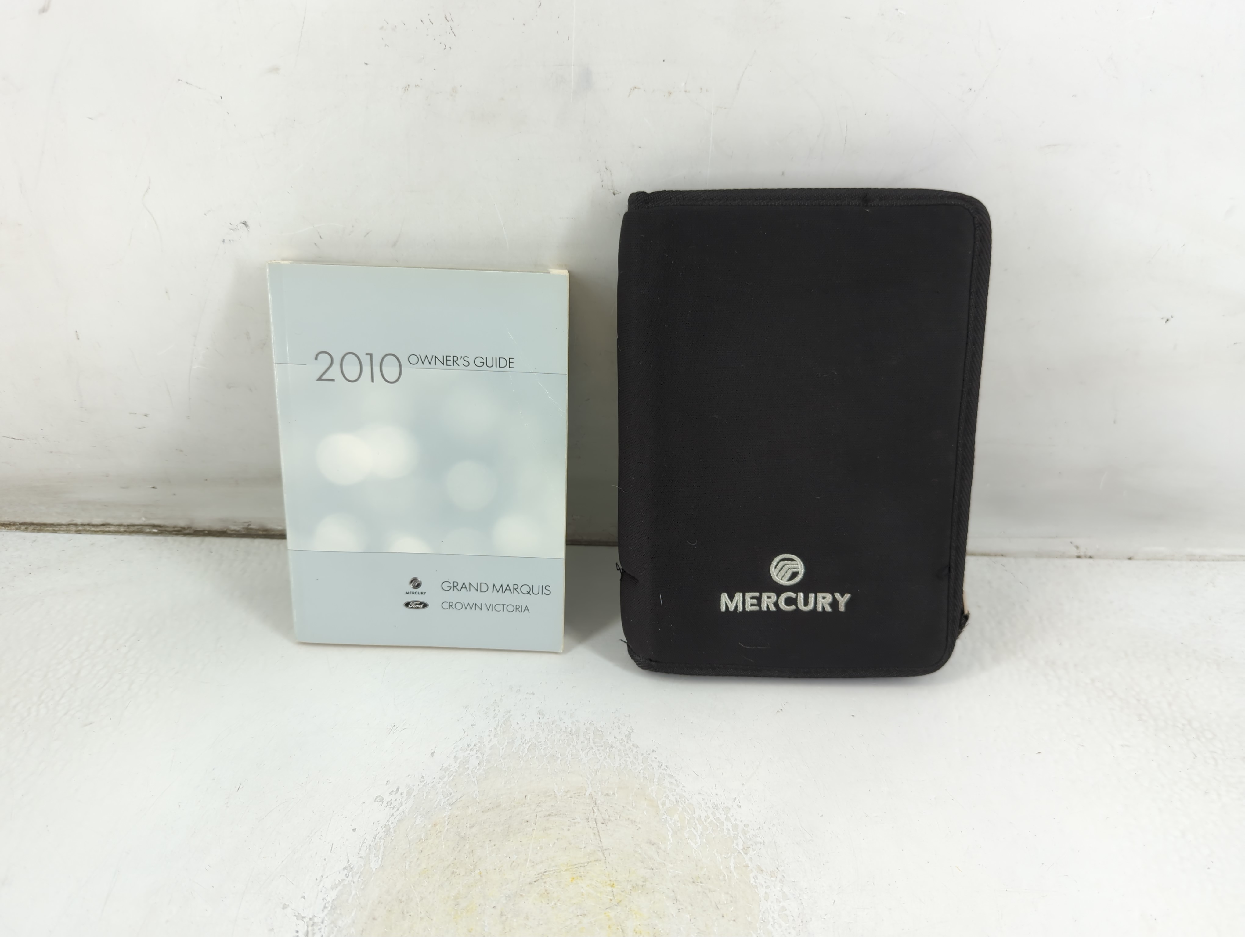 2010 Mercury Grand Marquis Owners Manual Book Guide 1065390 - Oemusedautoparts1.com