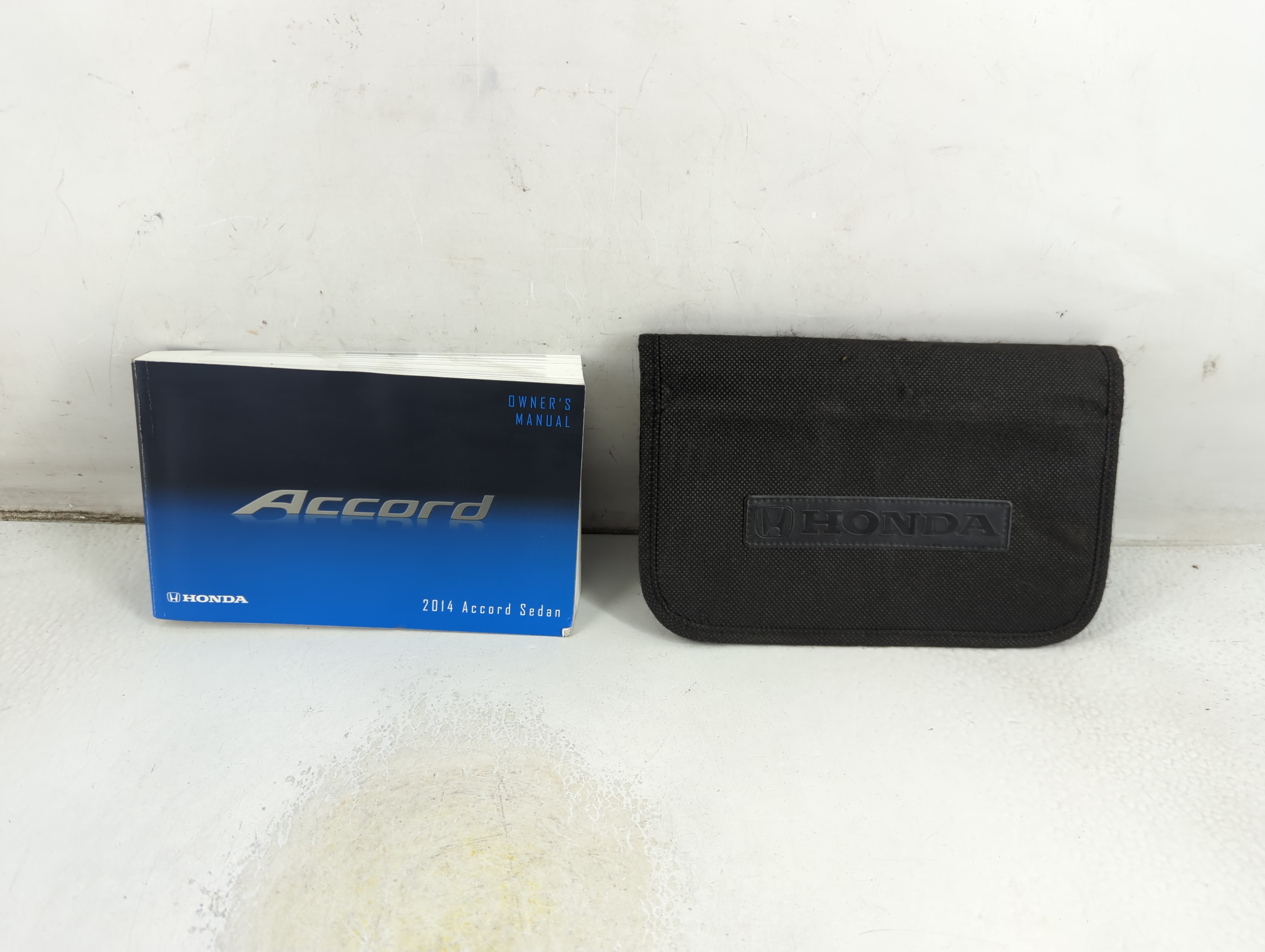 Picture of 2014 Honda Accord Owners Manual Book Guide 1065393