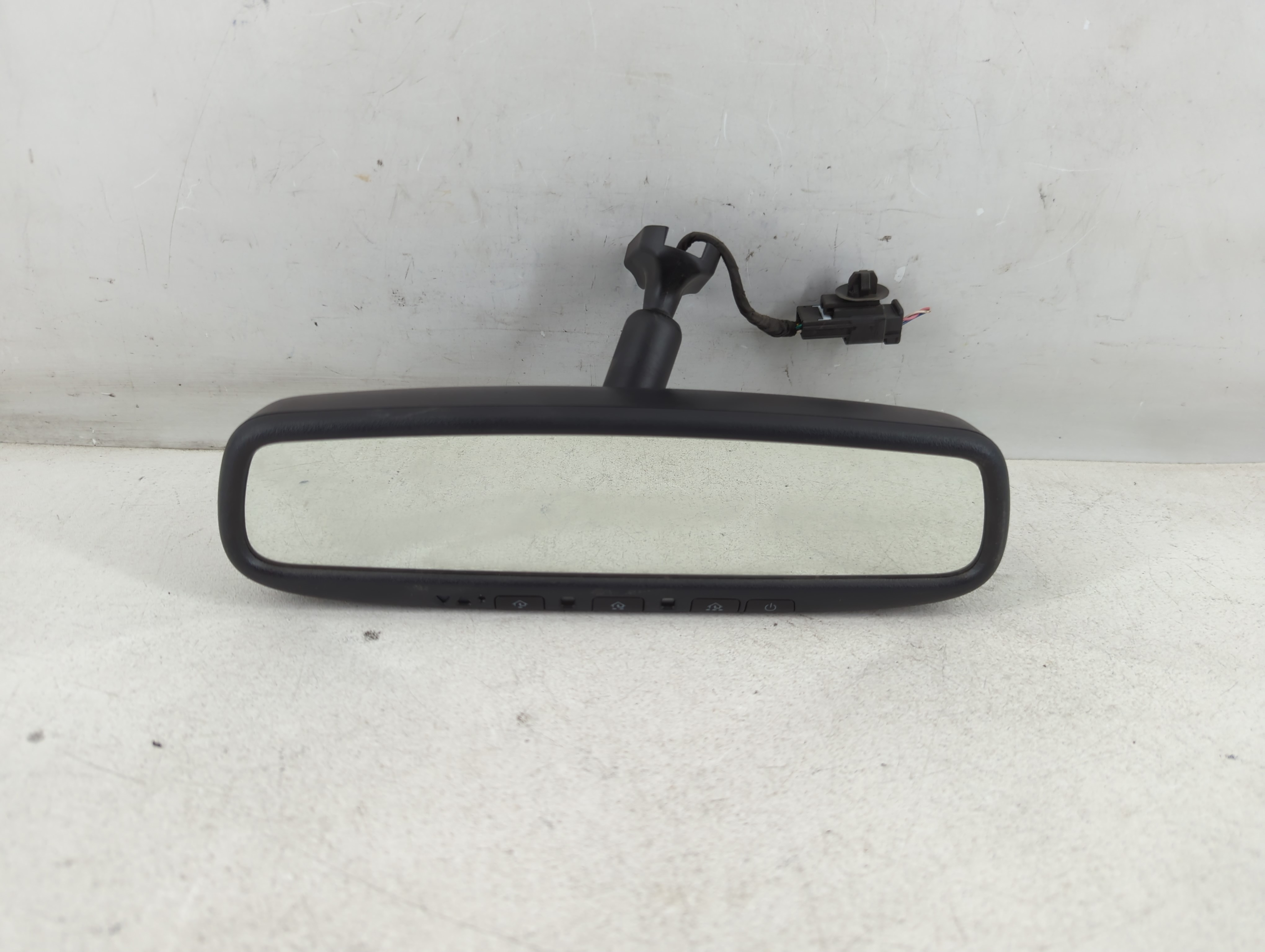 2021-2022 Toyota Sienna Interior Rear View Mirror Oem 1065412 - Oemusedautoparts1.com