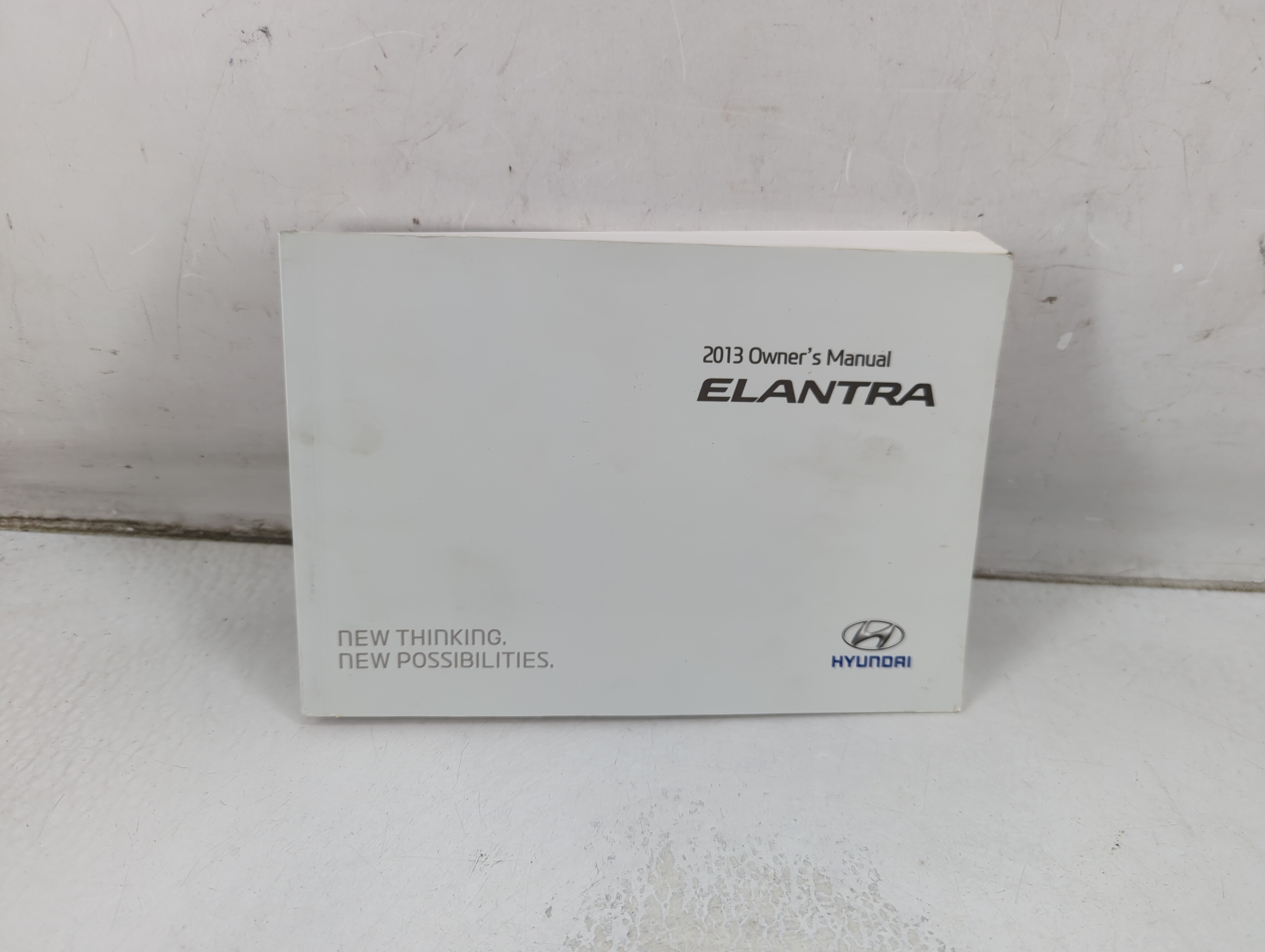 Picture of 2013 Hyundai Elantra Owners Manual Book Guide 1065435