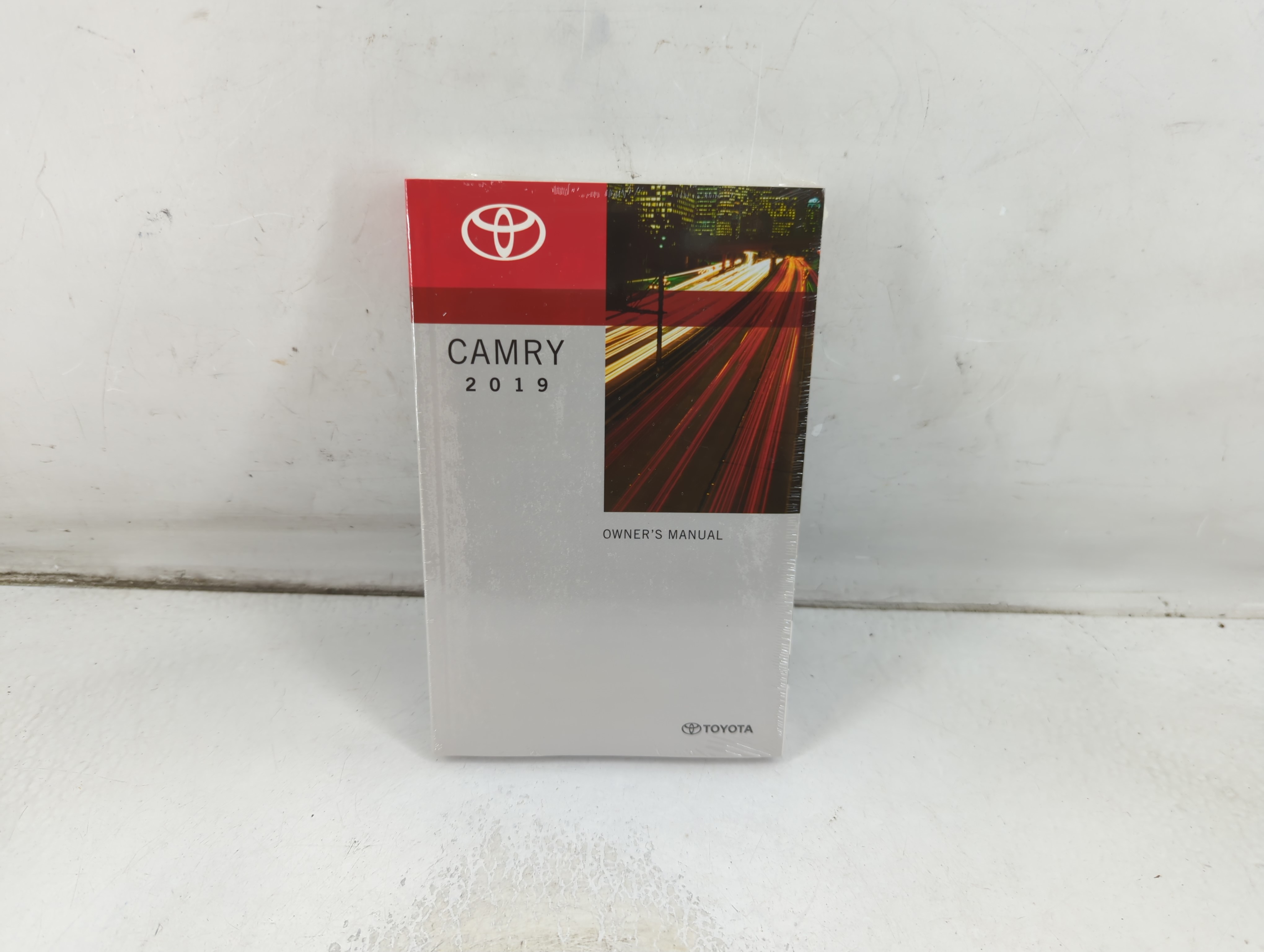 2019 Toyota Camry Owners Manual Book Guide 1065487 - Oemusedautoparts1.com