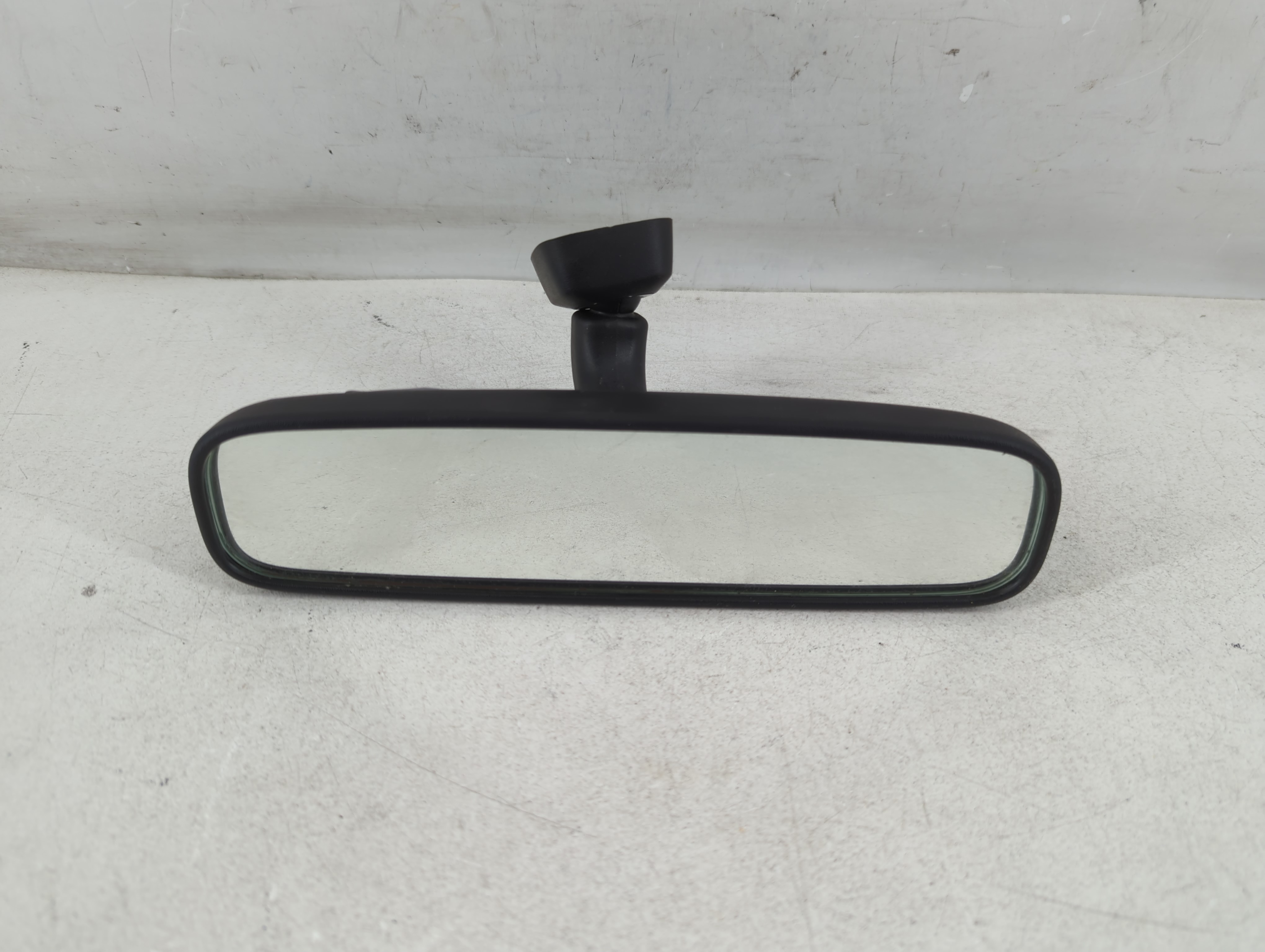 2004-2015 Toyota Rav4 Interior Rear View Mirror Oem 1065543 - Oemusedautoparts1.com