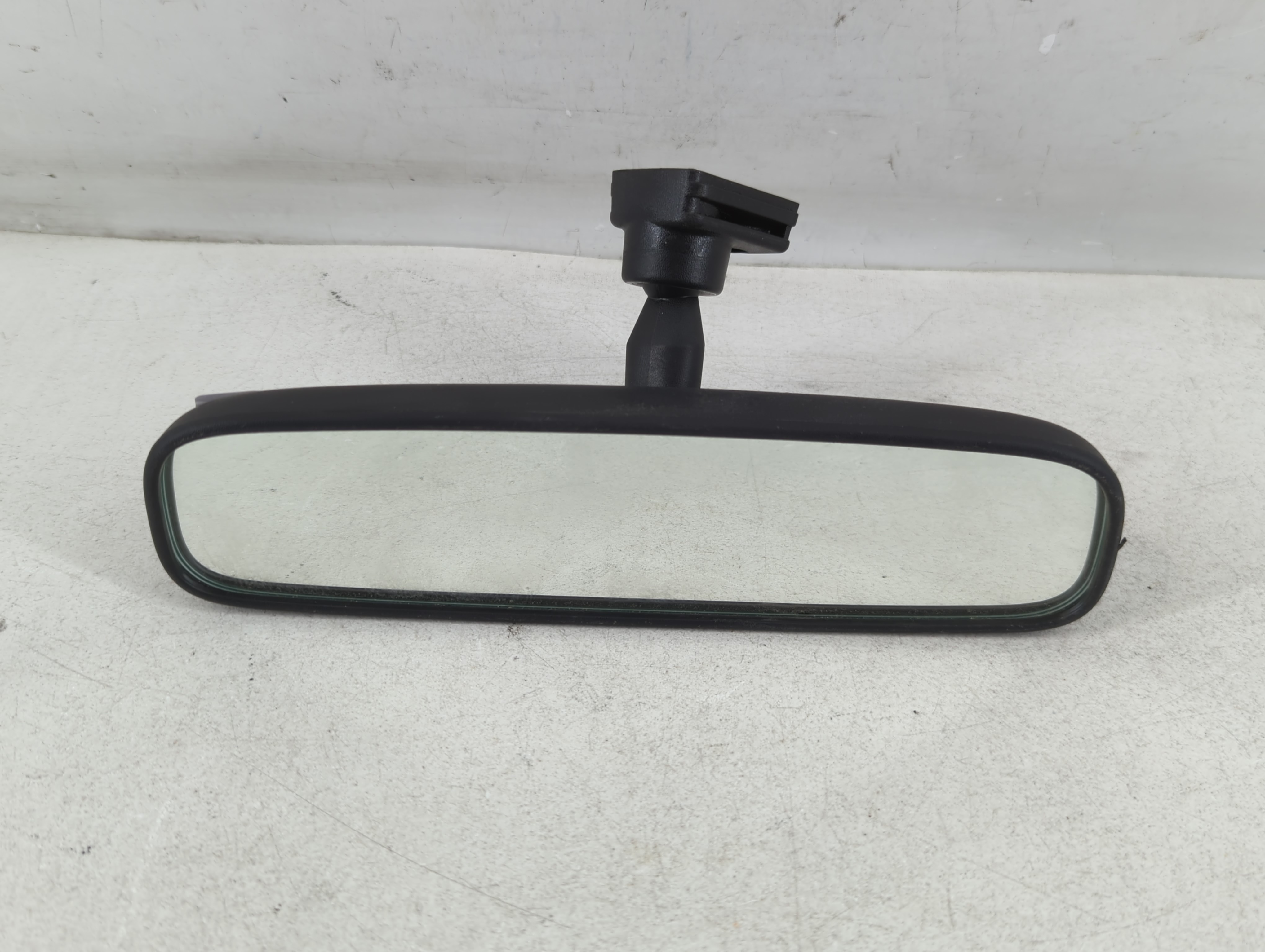2017-2022 Toyota Corolla Interior Rear View Mirror Oem 1065546 - Oemusedautoparts1.com