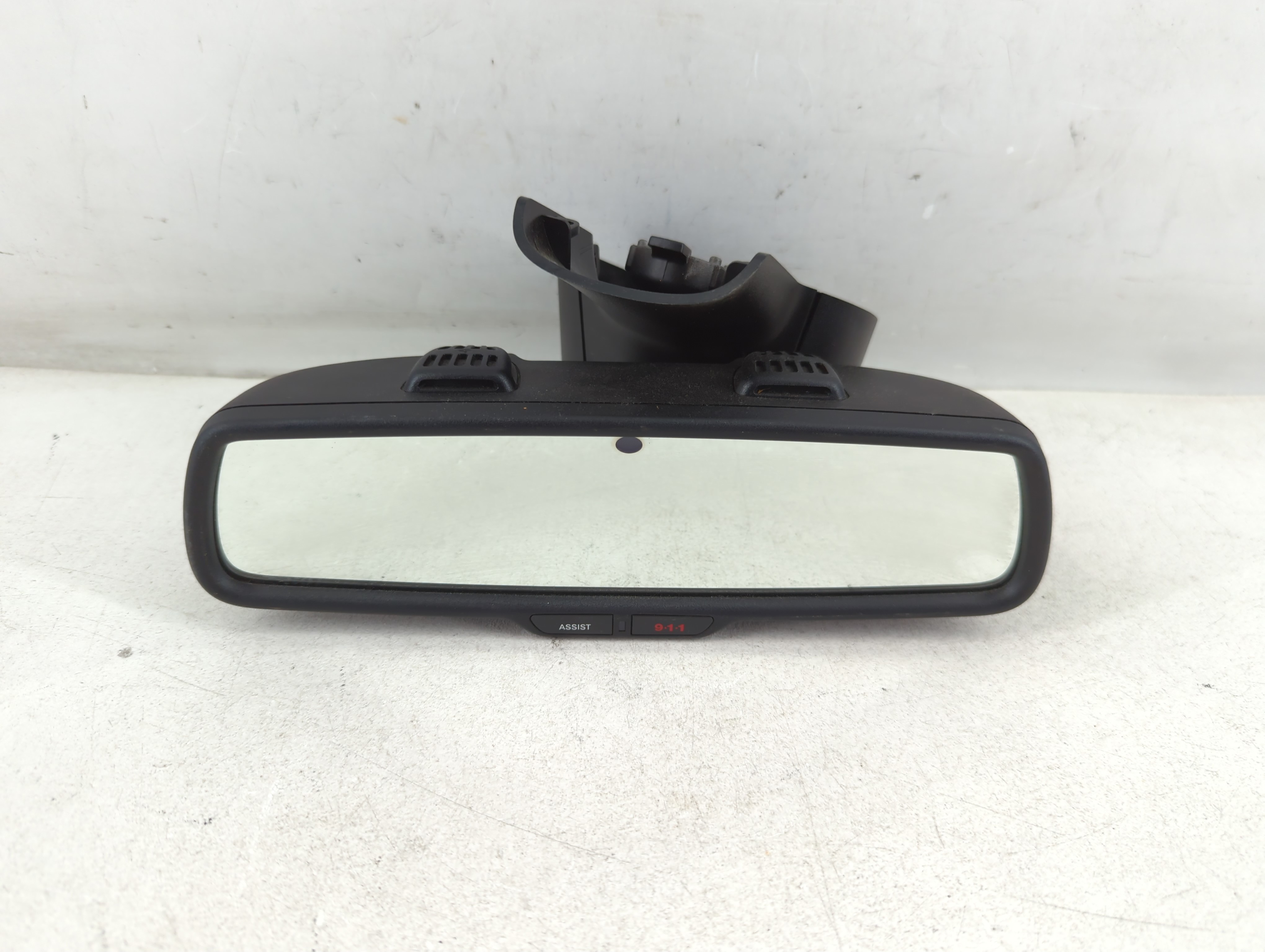 2015-2017 Jeep Cherokee Interior Rear View Mirror Oem 1065548 - Oemusedautoparts1.com