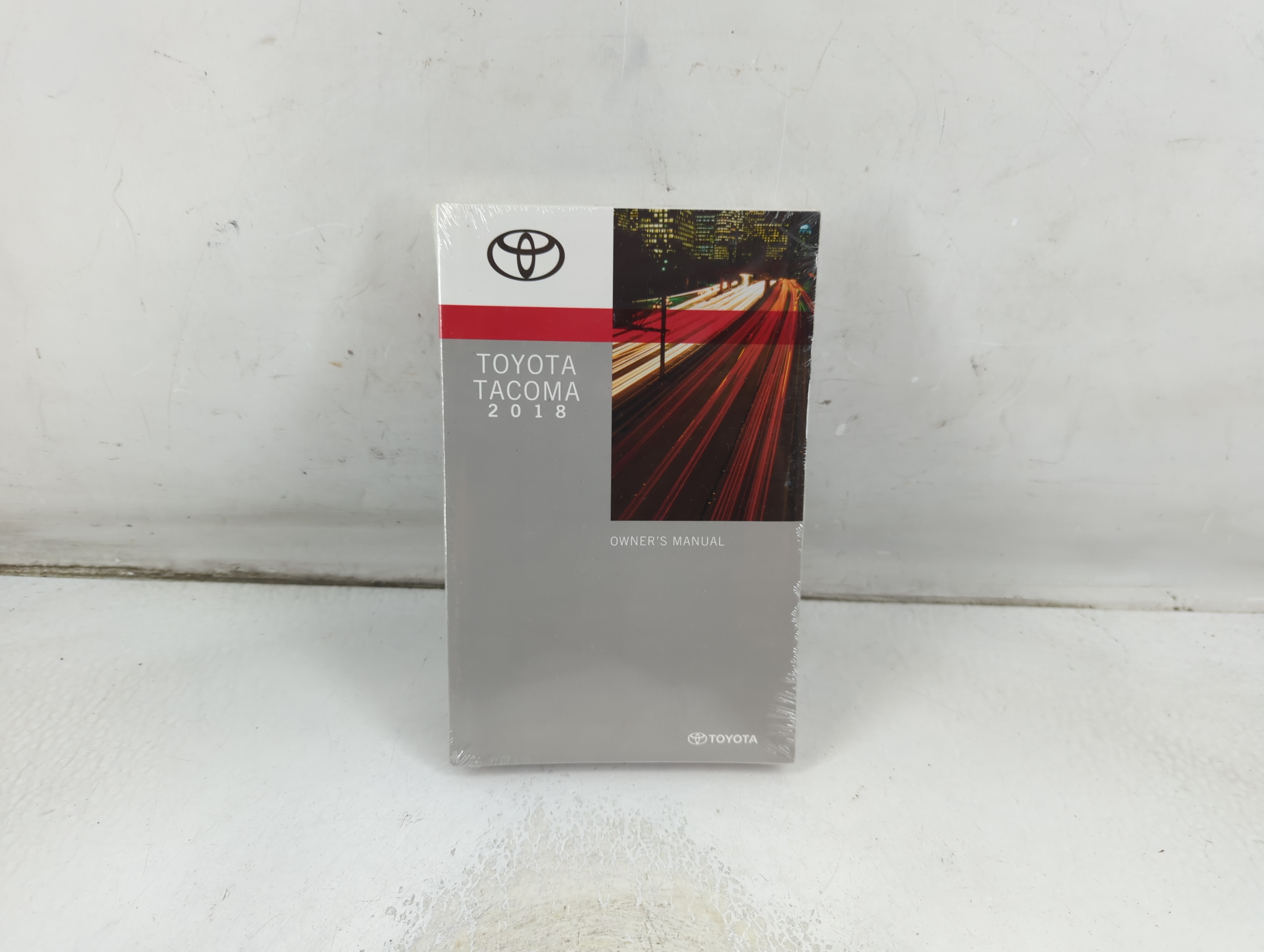 2018 Toyota Tacoma Owners Manual Book Guide 1065579 - Oemusedautoparts1.com