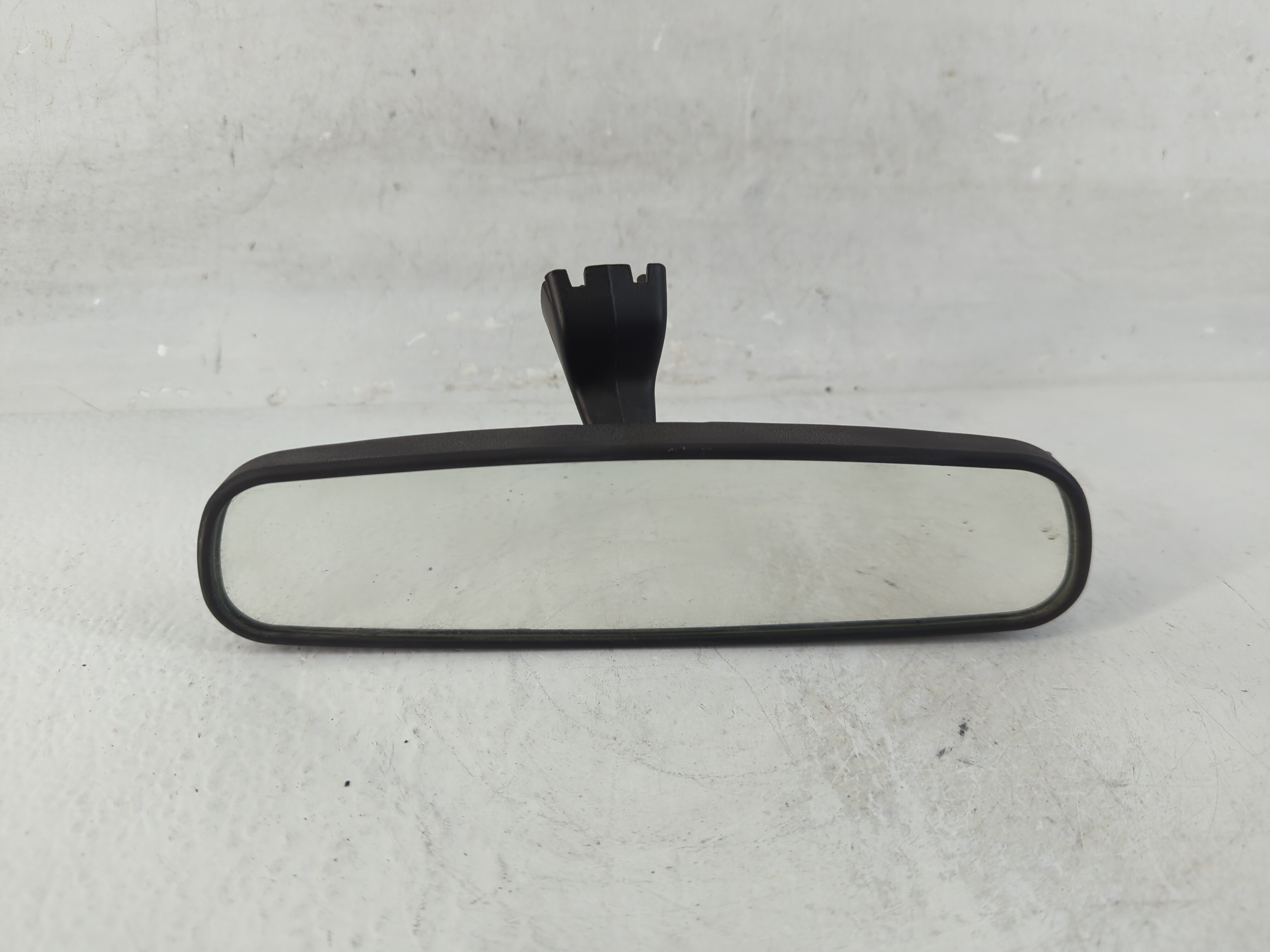 Dodge Ram 2500 Interior Rear View Mirror Oem 1065582 - Oemusedautoparts1.com