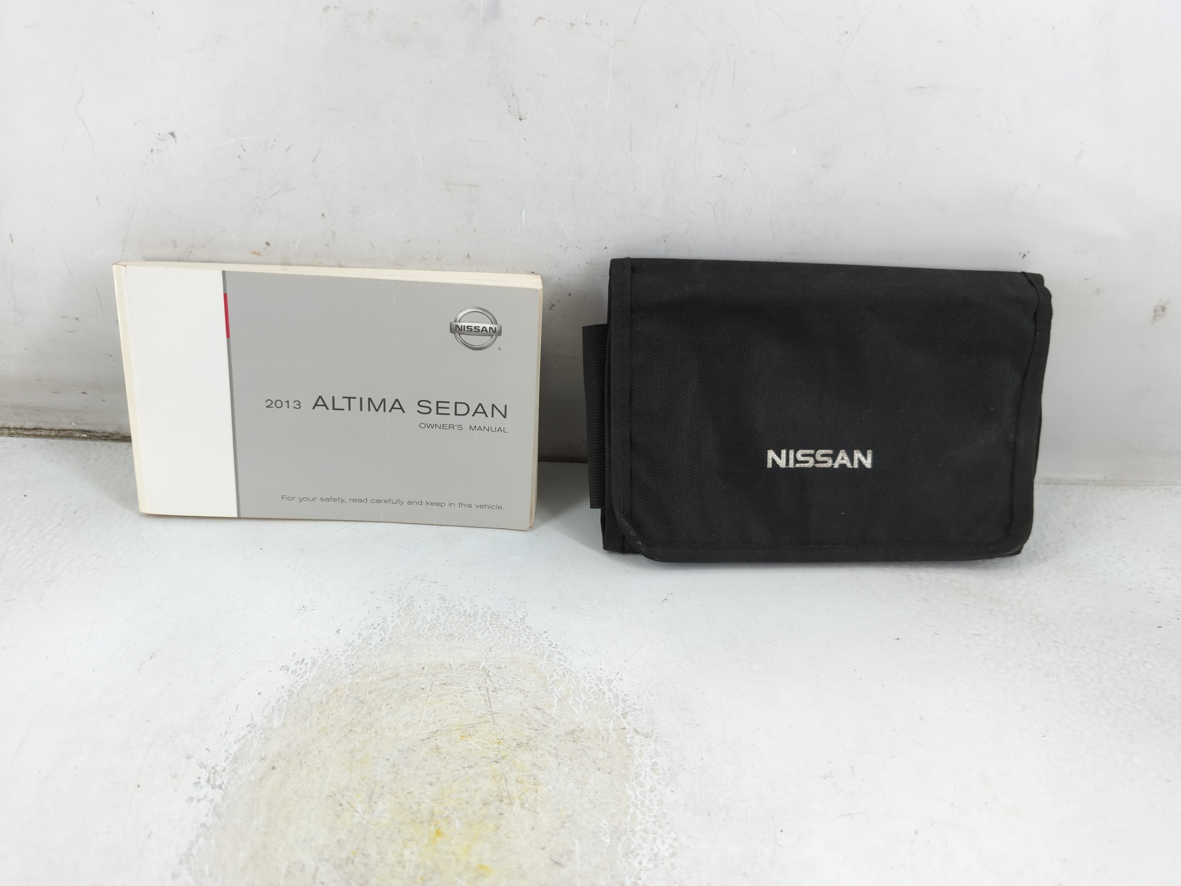 Picture of 2013 Nissan Altima Owners Manual Book Guide 1065642