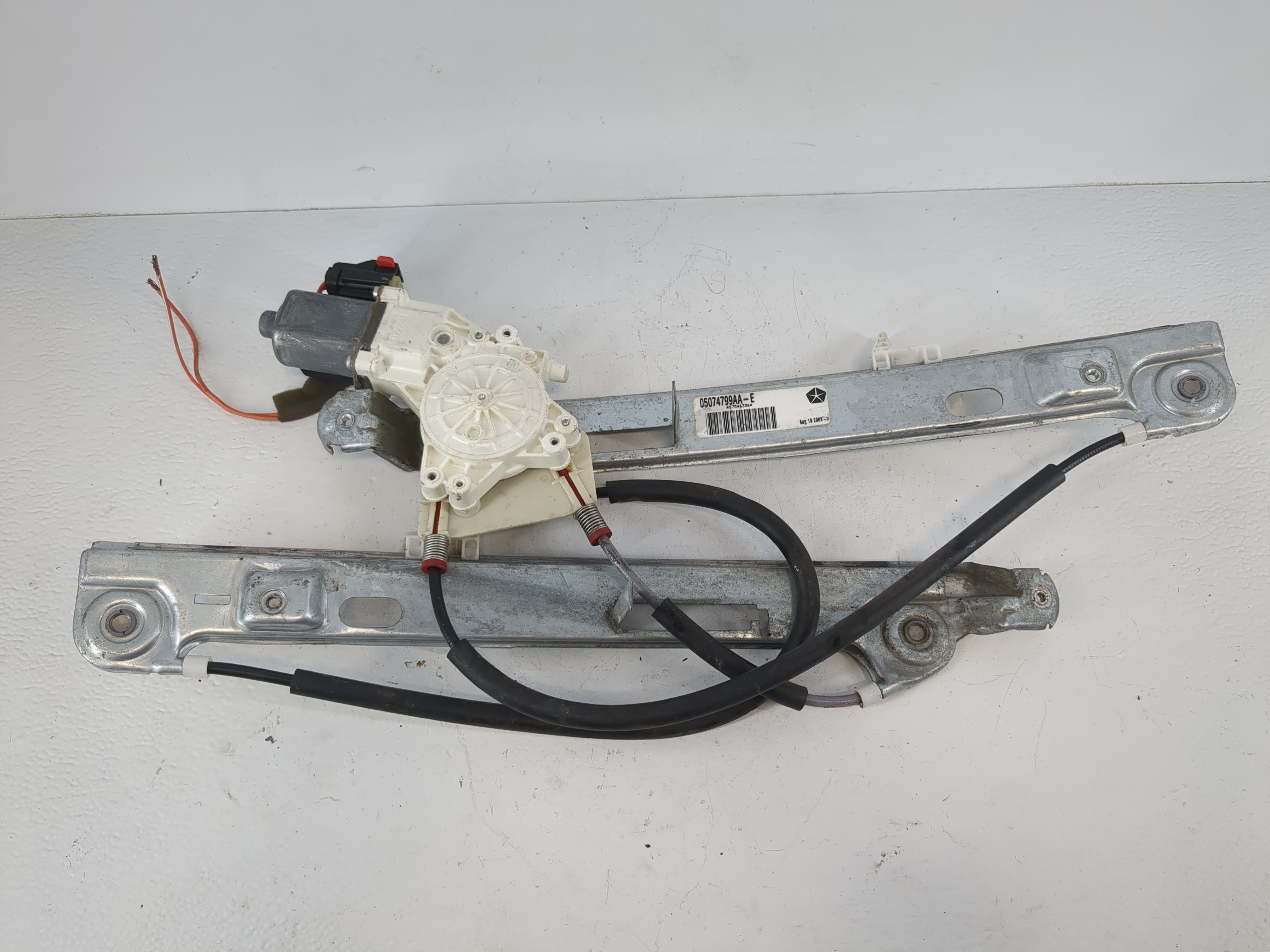 2007-2010 Dodge Caliber Driver Left Front Window Regulator 1065791 - Oemusedautoparts1.com