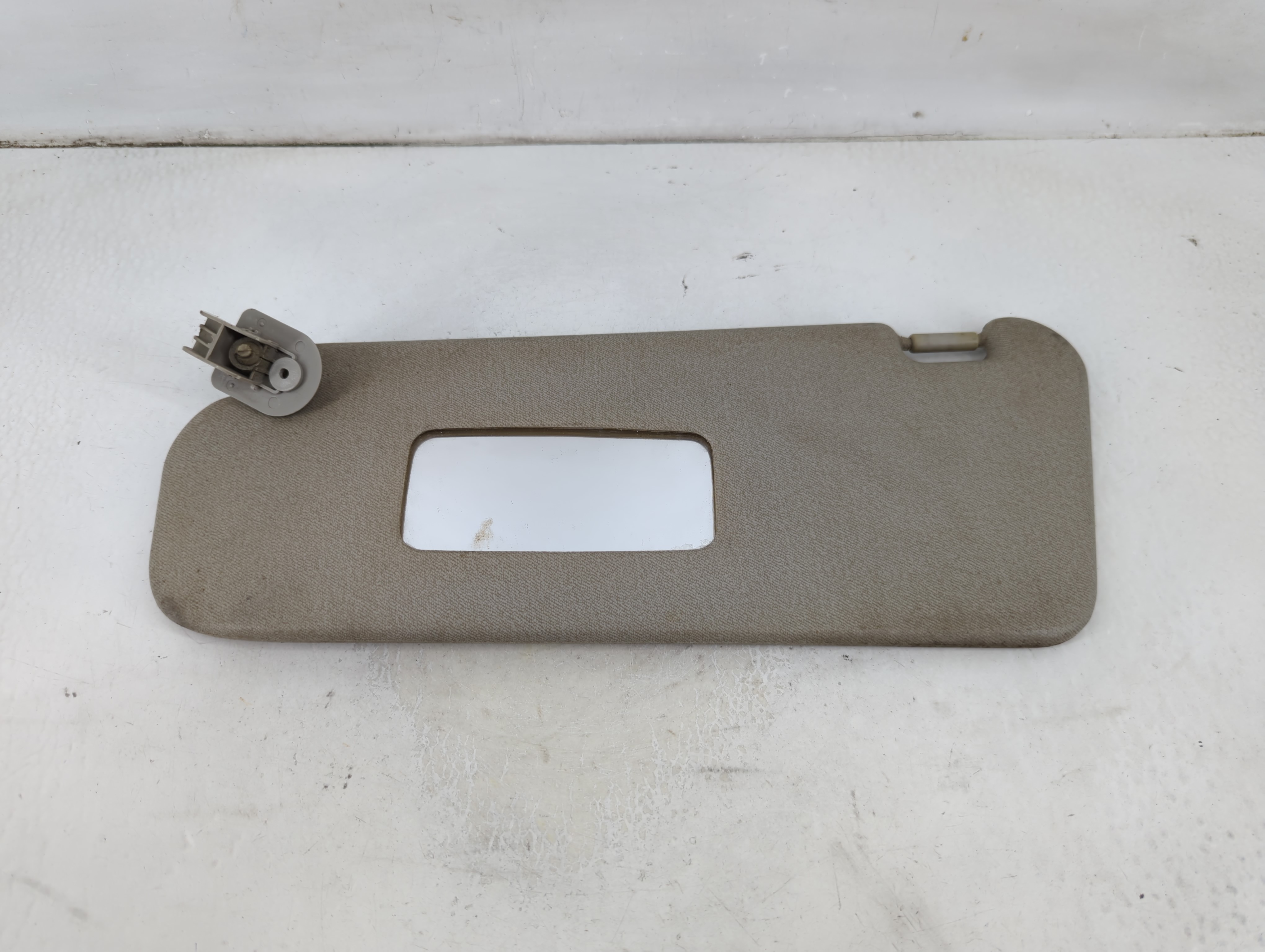 Picture of 2004-2011 Chevrolet Aveo Driver Sun Visor Mirror Left Sunvisor Grey 1065908