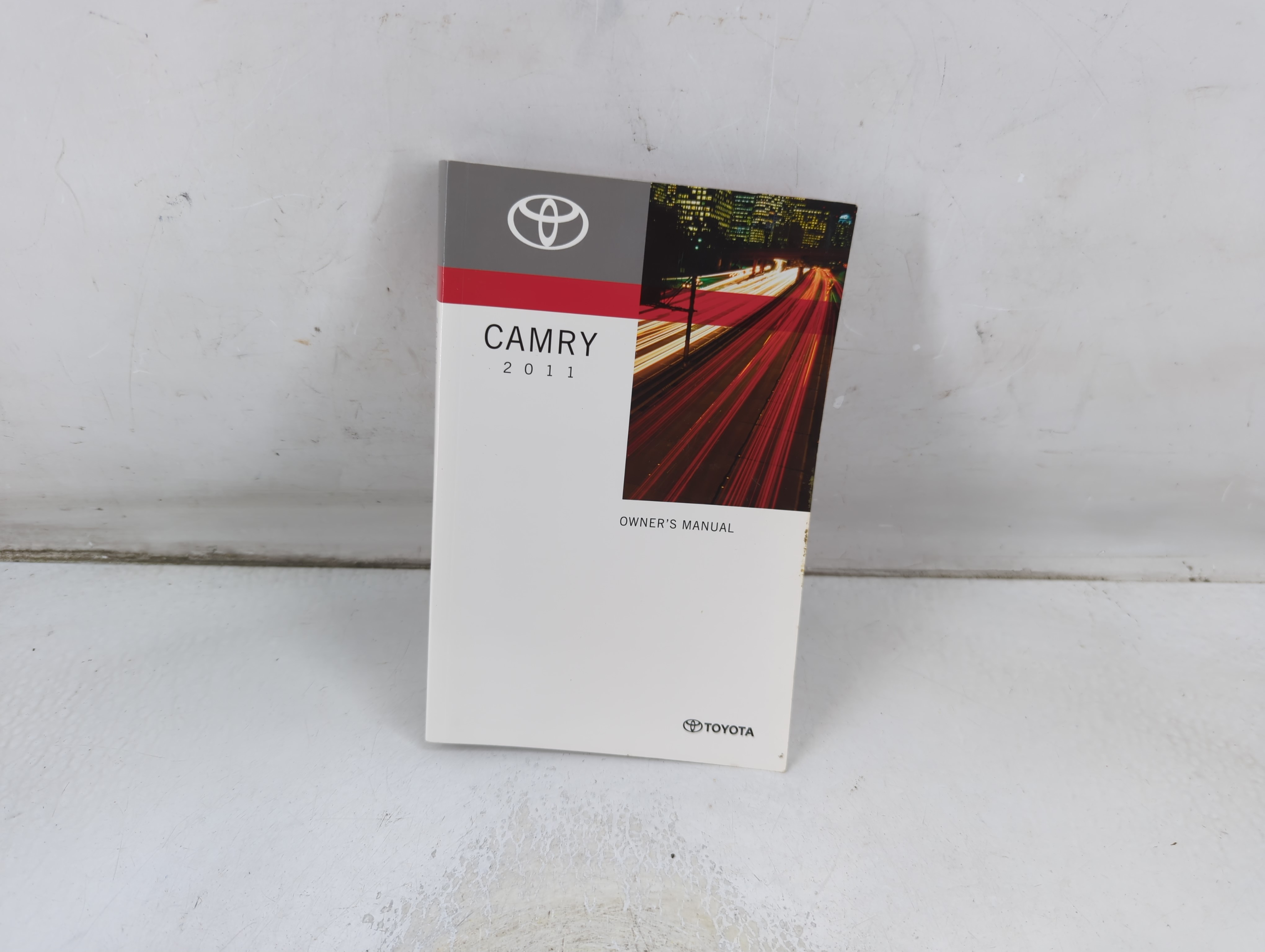 2011 Toyota Camry Owners Manual Book Guide 1065986 - Oemusedautoparts1.com