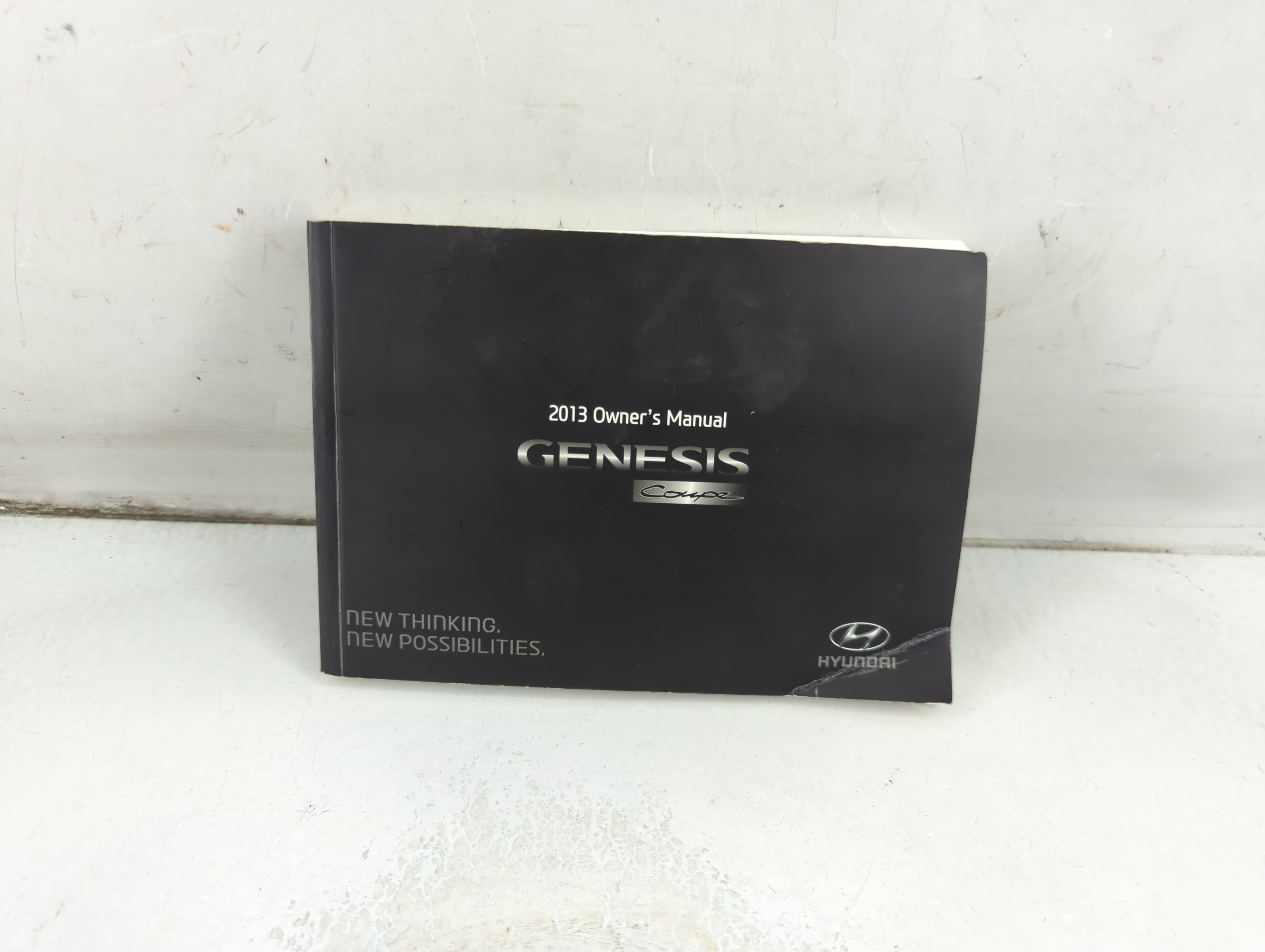 2013 Hyundai Genesis Owners Manual Book Guide 1065993 - Oemusedautoparts1.com