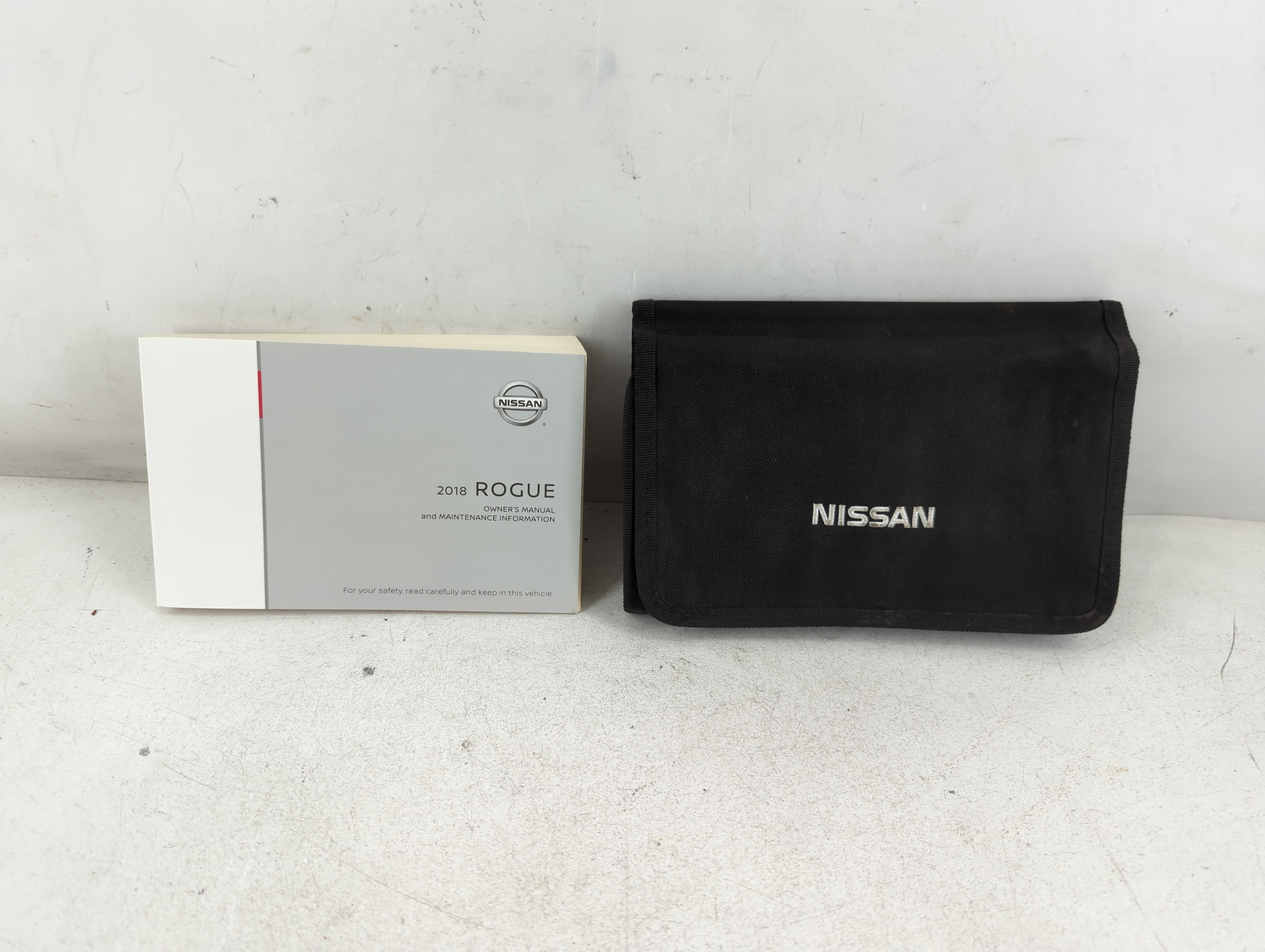 Picture of 2018 Nissan Rogue Owners Manual Book Guide 1066221