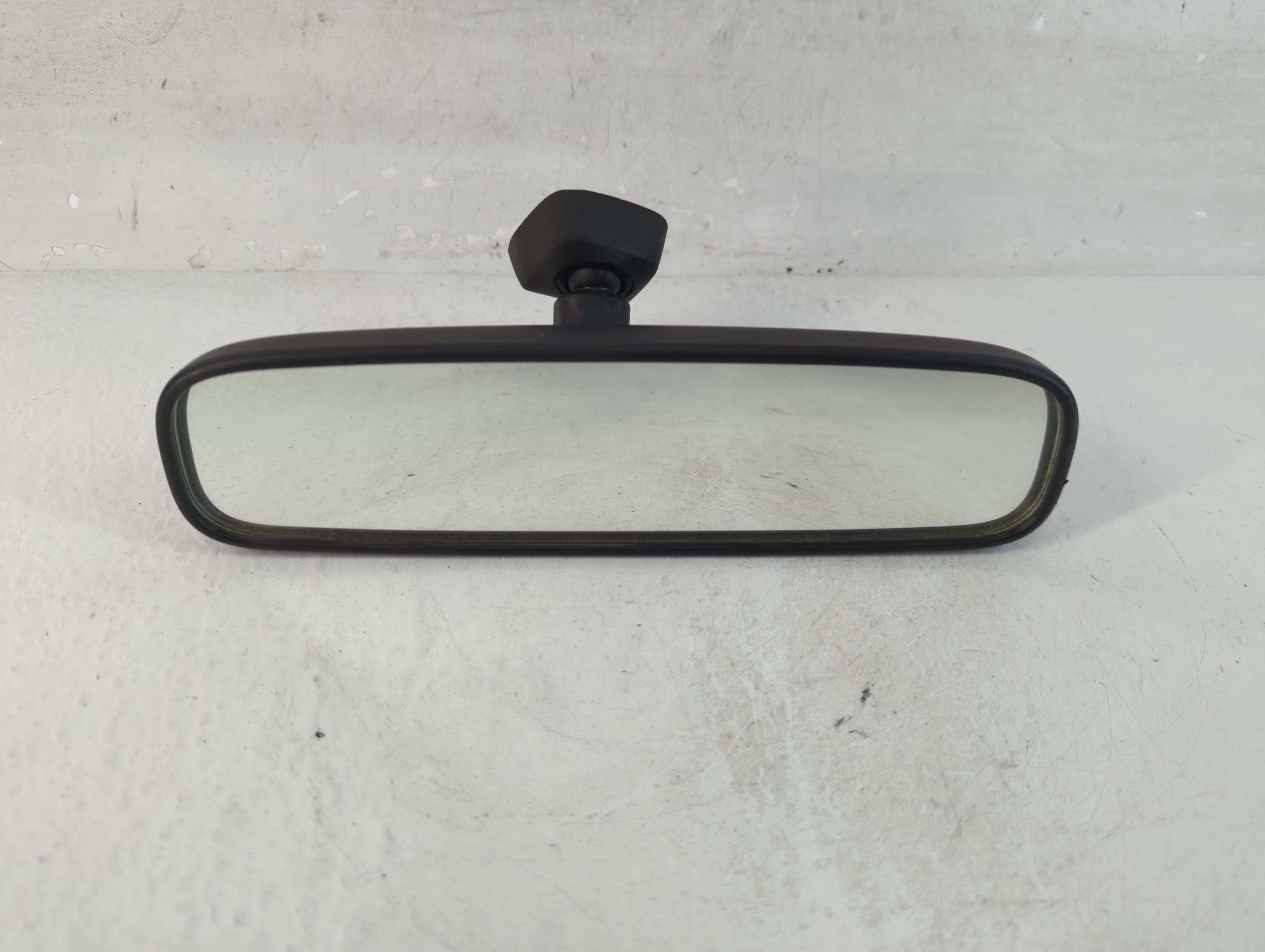 2004-2015 Toyota Rav4 Interior Rear View Mirror Oem 1066239 - Oemusedautoparts1.com
