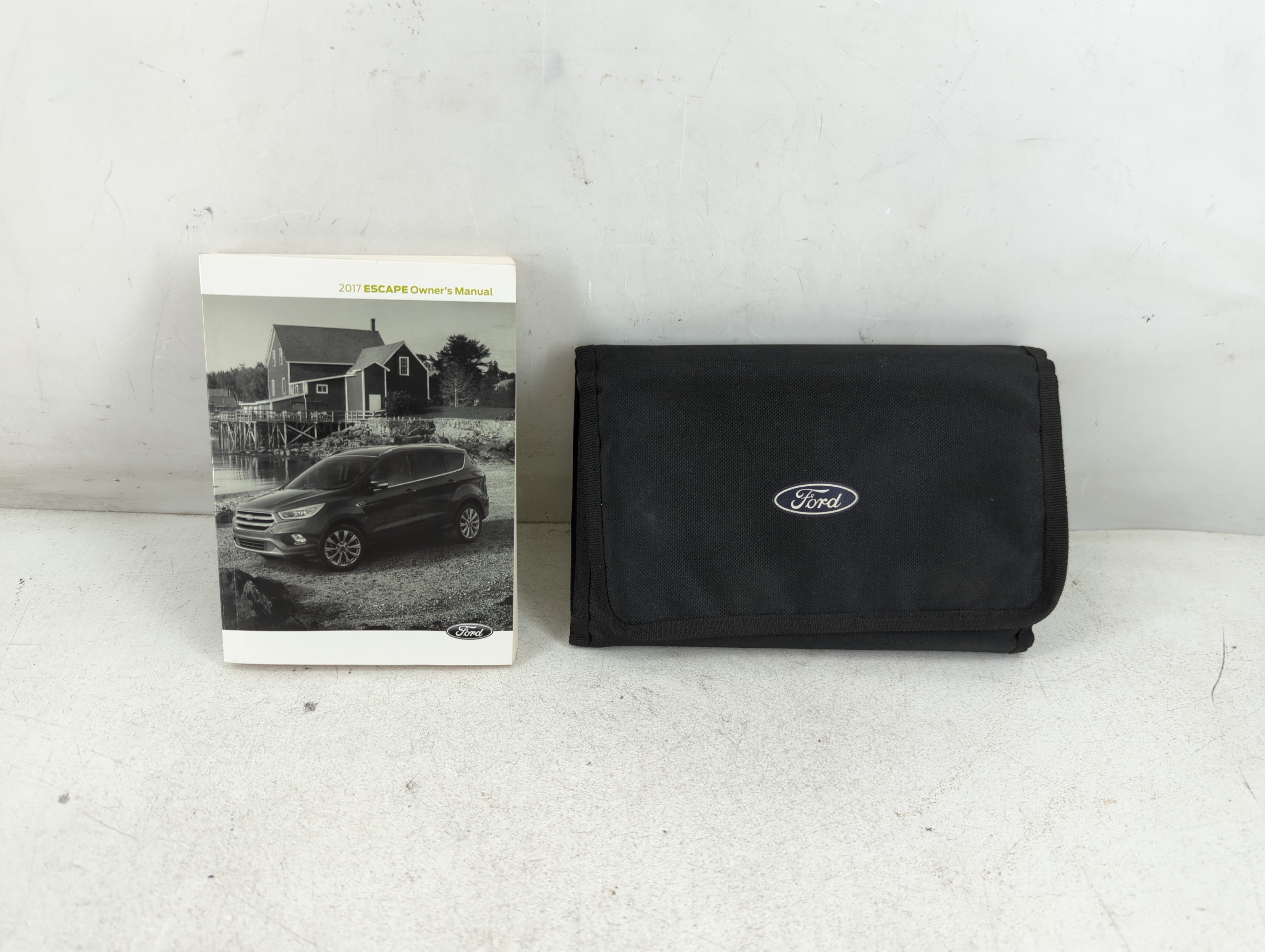Picture of 2017 Ford Escape Owners Manual Book Guide 1066371