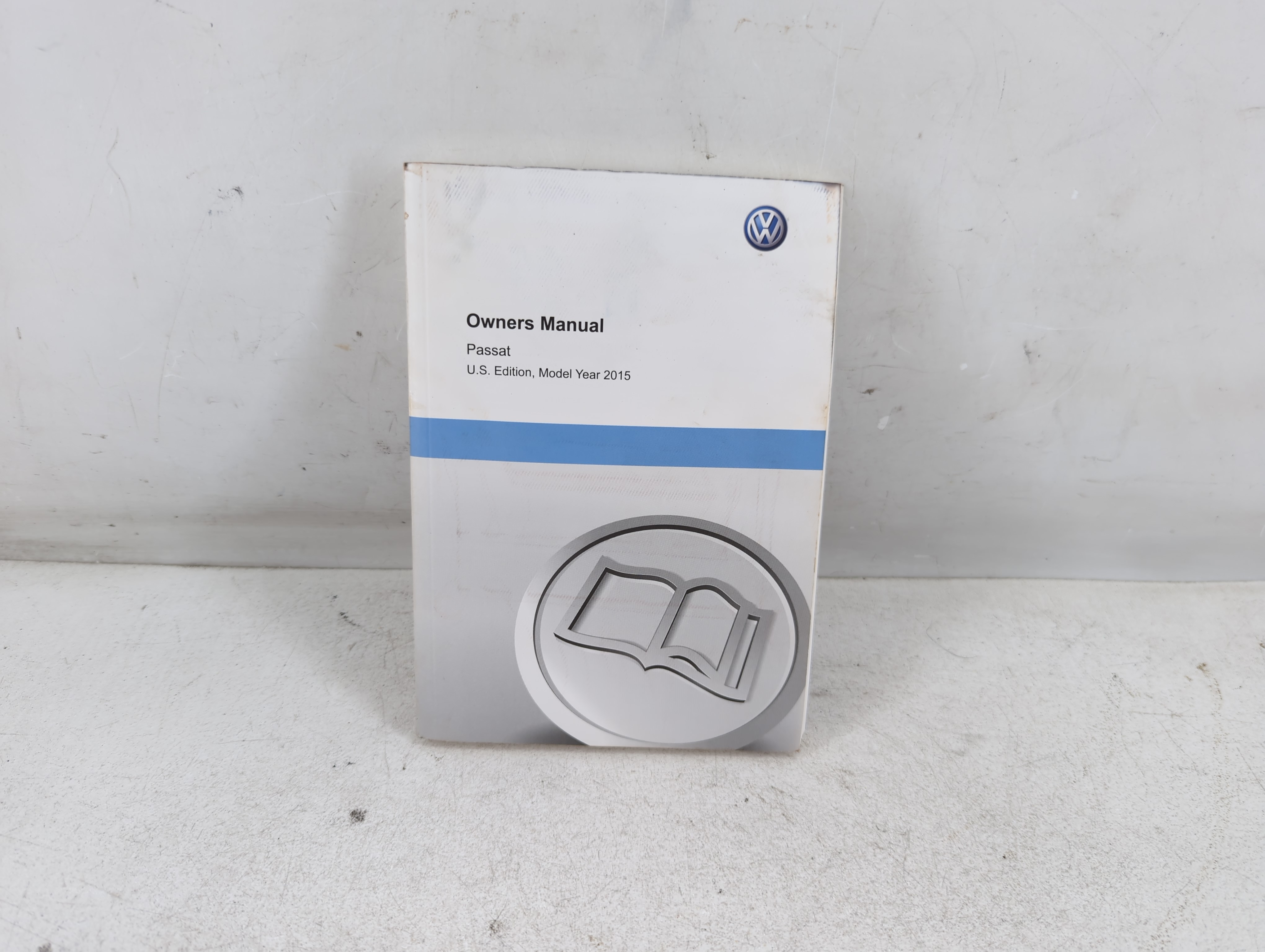 Picture of 2015 Volkswagen Passat Owners Manual Book Guide 1066375