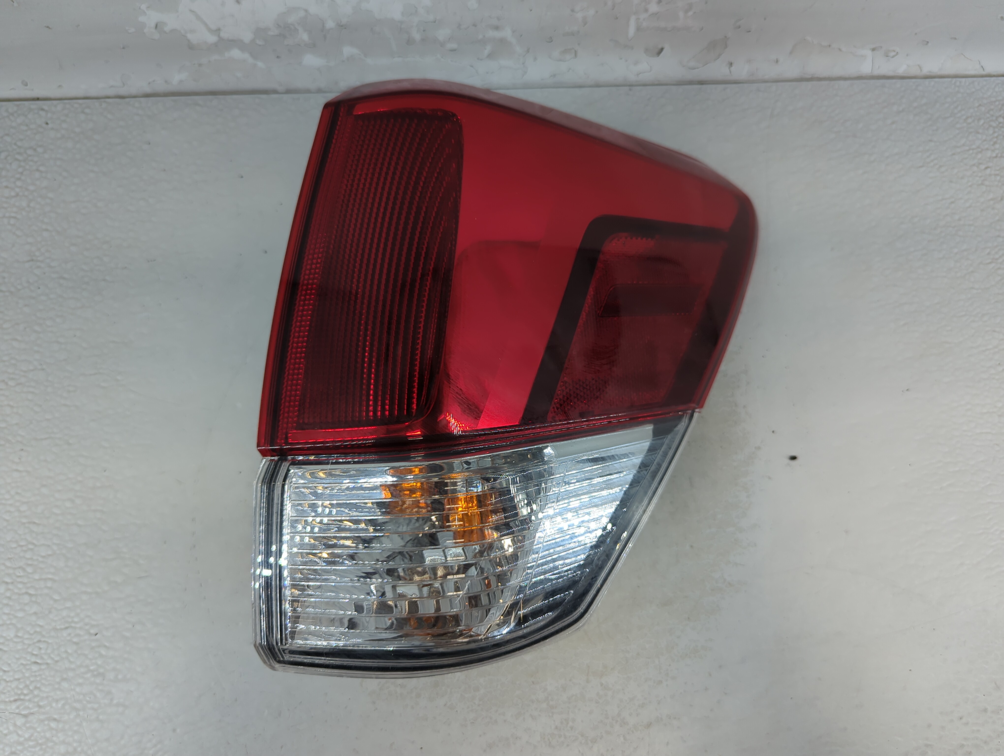 2024 Subaru Forester Passenger Right Side Tail Light Taillight Oem 1066446 - Oemusedautoparts1.com