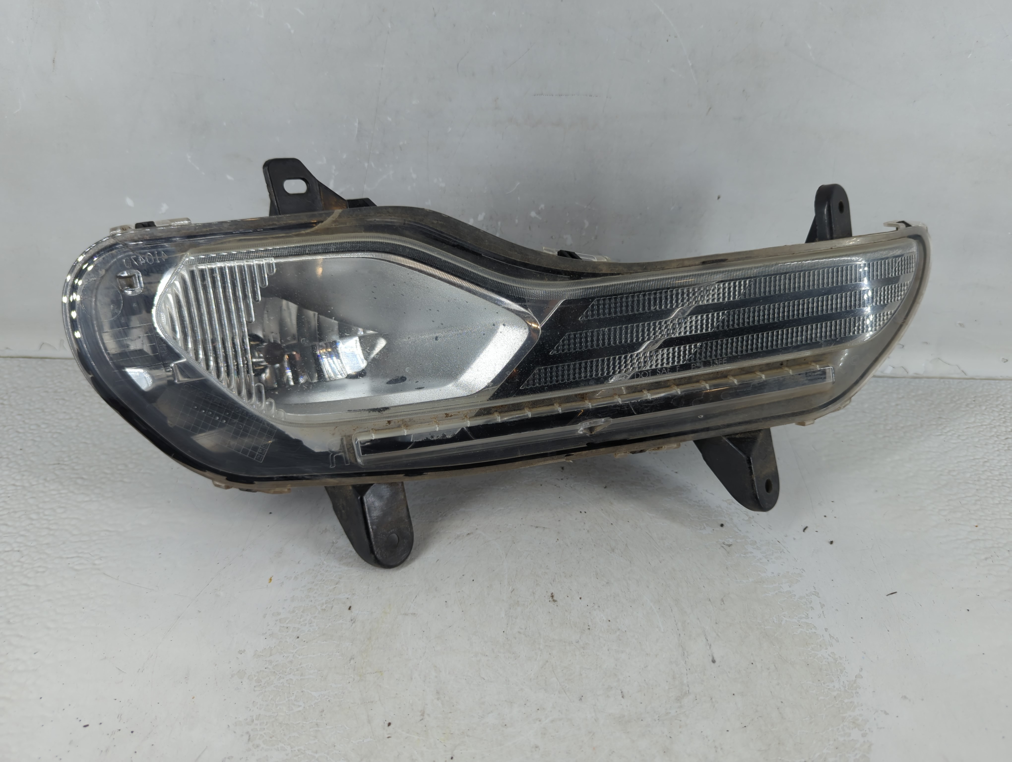 2013-2016 Ford Escape Driver Left Oem Fog Light Lamp 1066490 - Oemusedautoparts1.com