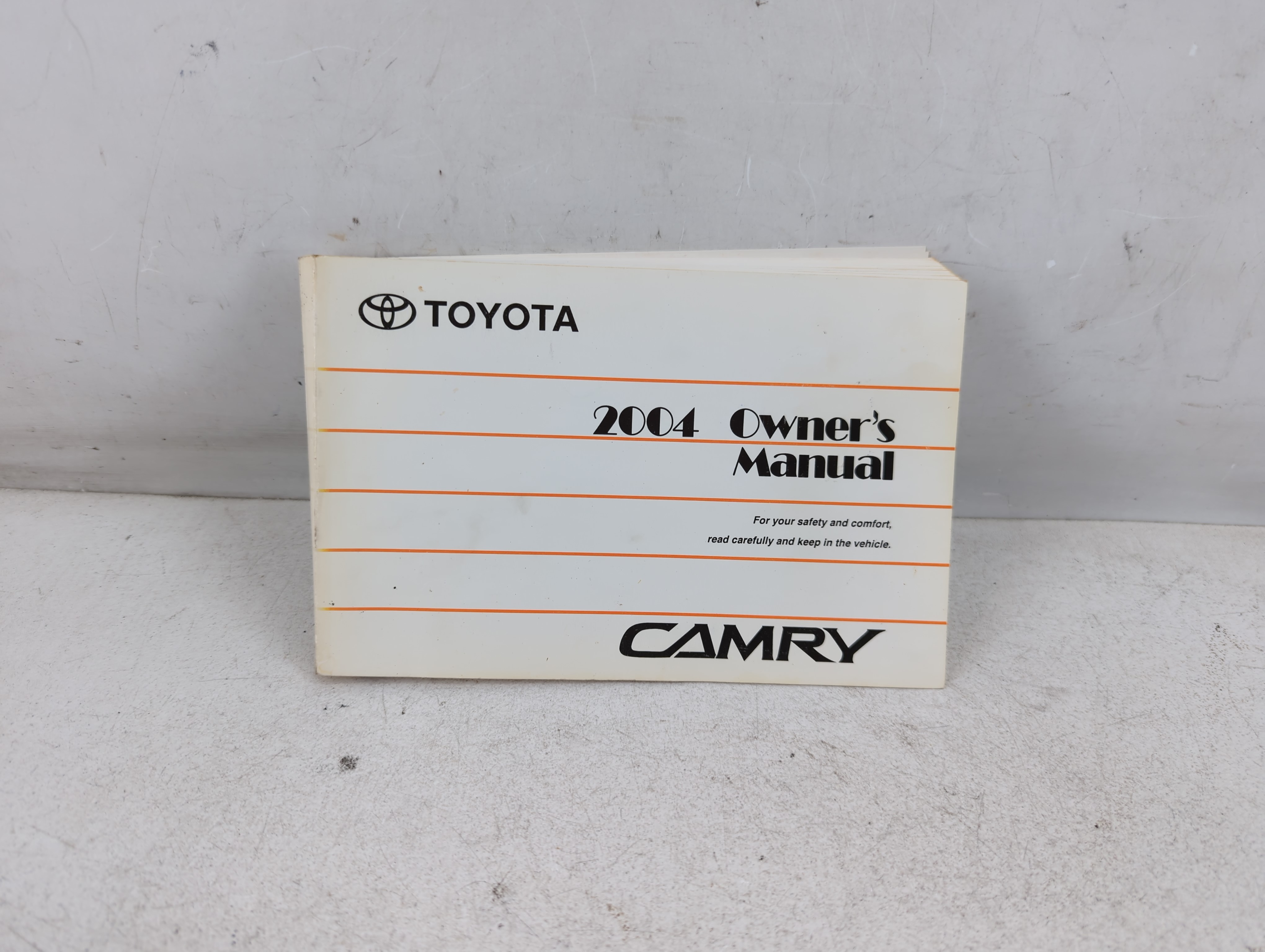 2004 Toyota Camry Owners Manual Book Guide 1066558 - Oemusedautoparts1.com