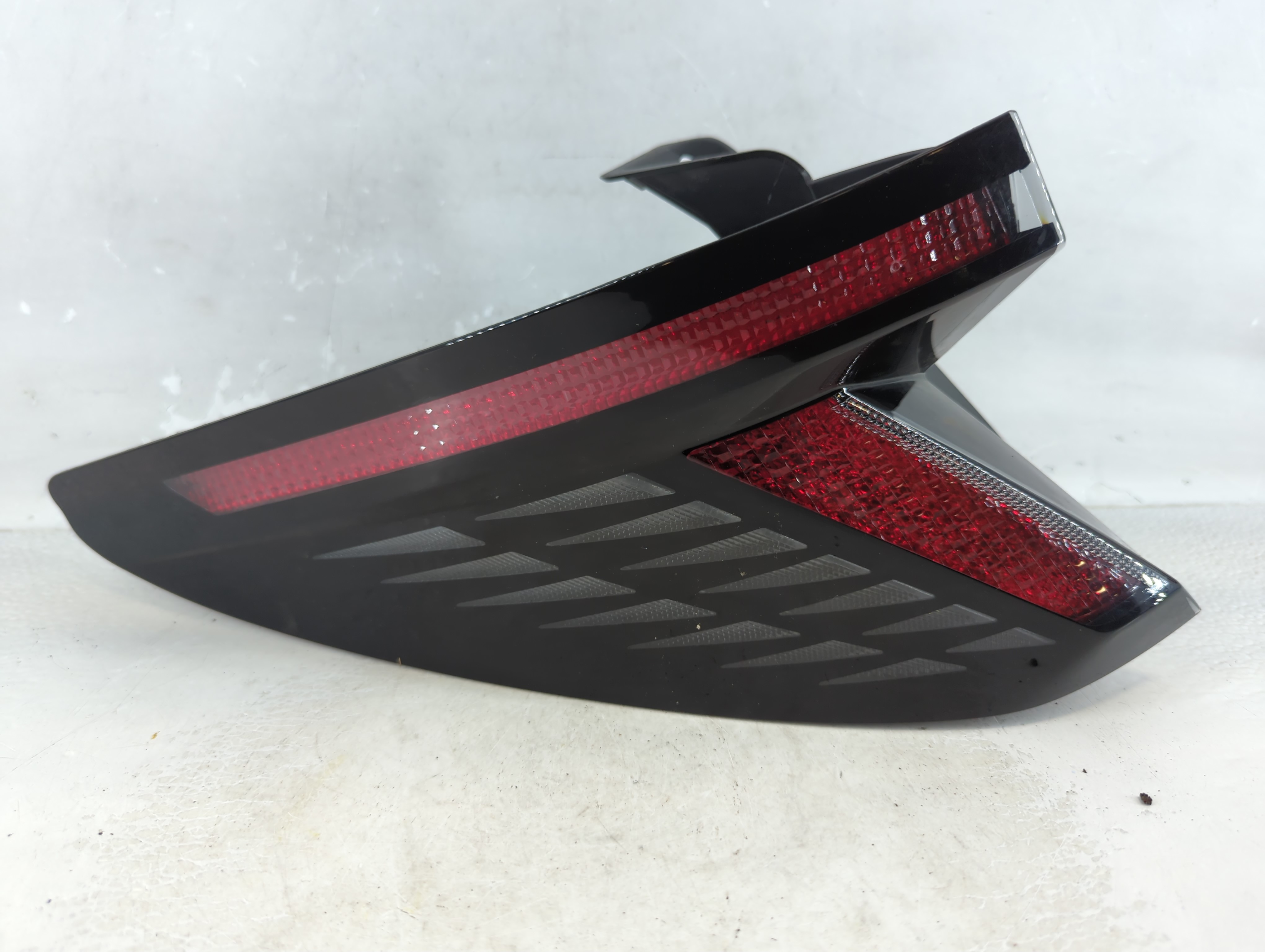 Picture of 2022-2022 Hyundai Tucson Driver Left Side Tail Light Taillight Oem 1066641