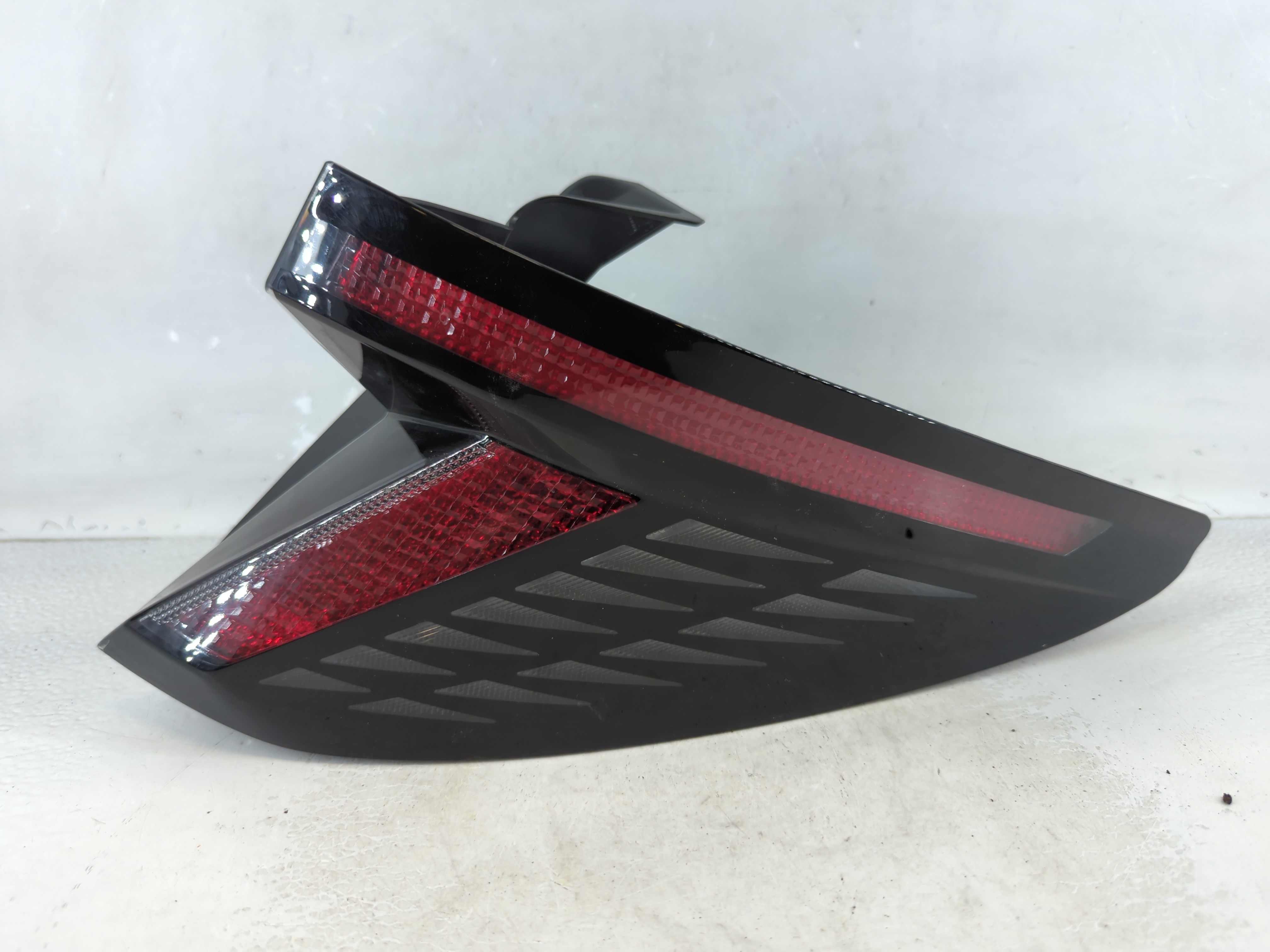 Picture of 2022-2022 Hyundai Tucson Passenger Right Side Tail Light Taillight Oem 1066642