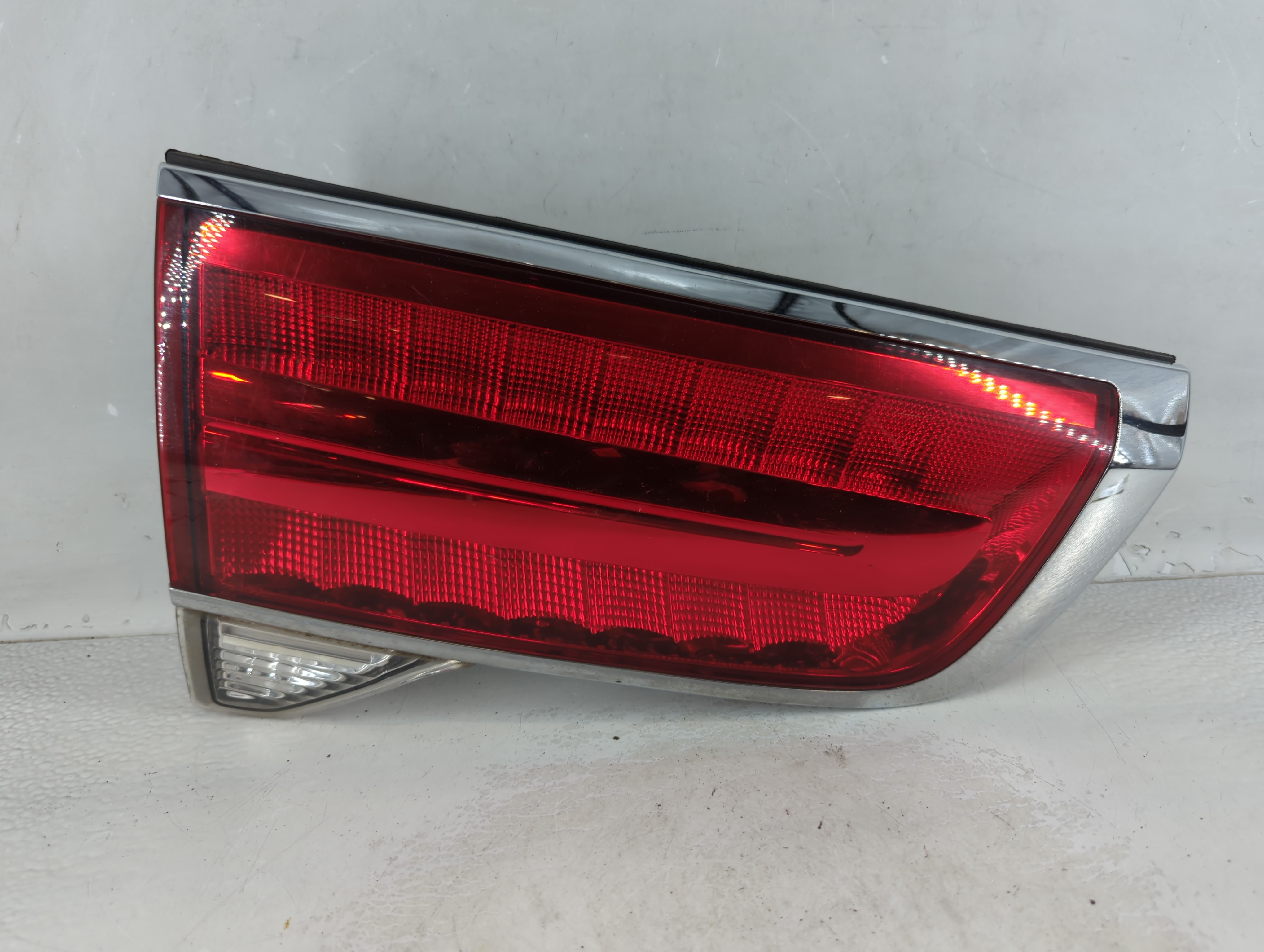 Picture of 2011-2015 Lincoln Mkx Driver Left Side Tail Light Taillight Oem 1066645