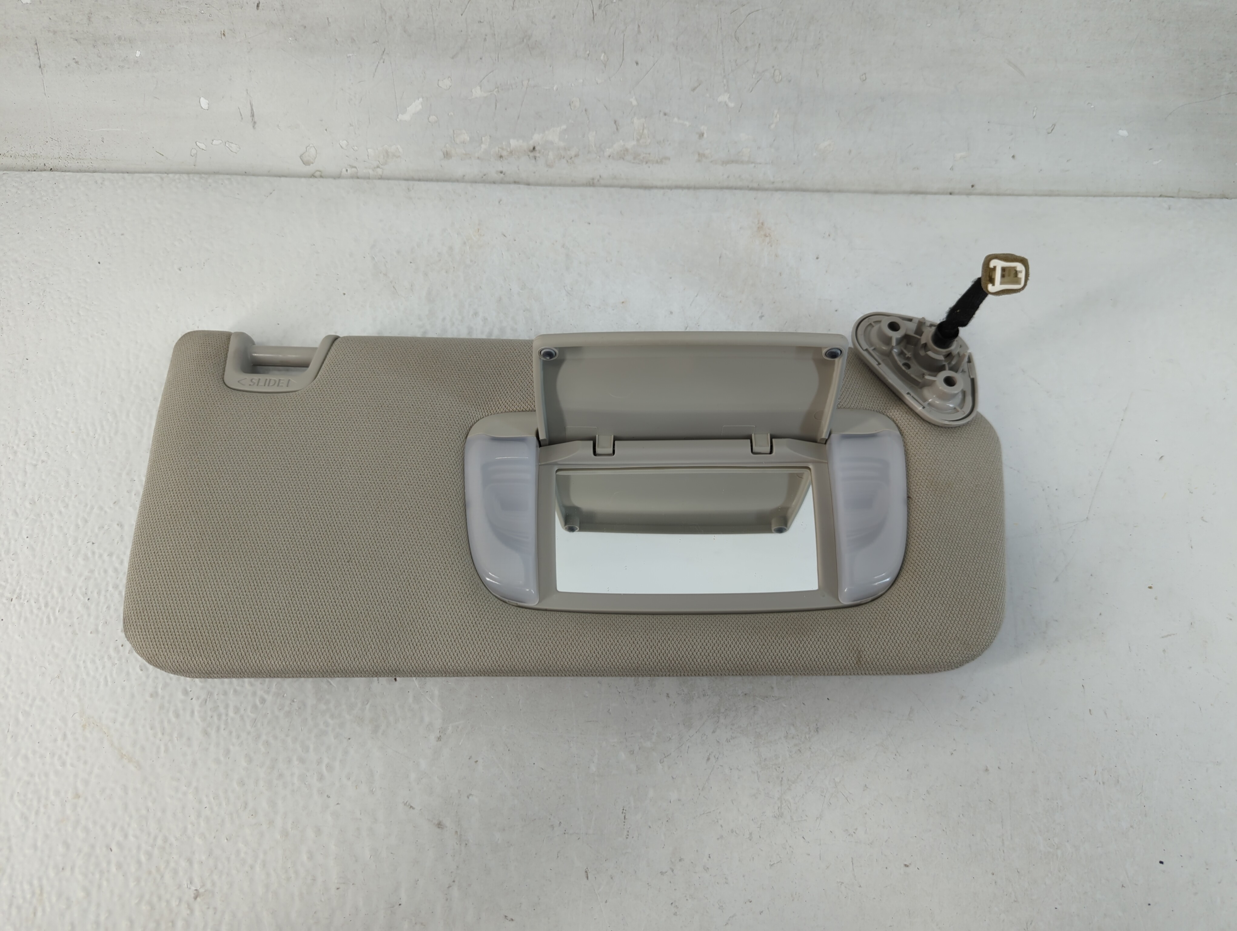 2015-2022 Subaru Legacy Passenger Sun Visor Mirror Right Sunvisor Tan 1066673 - Oemusedautoparts1.com